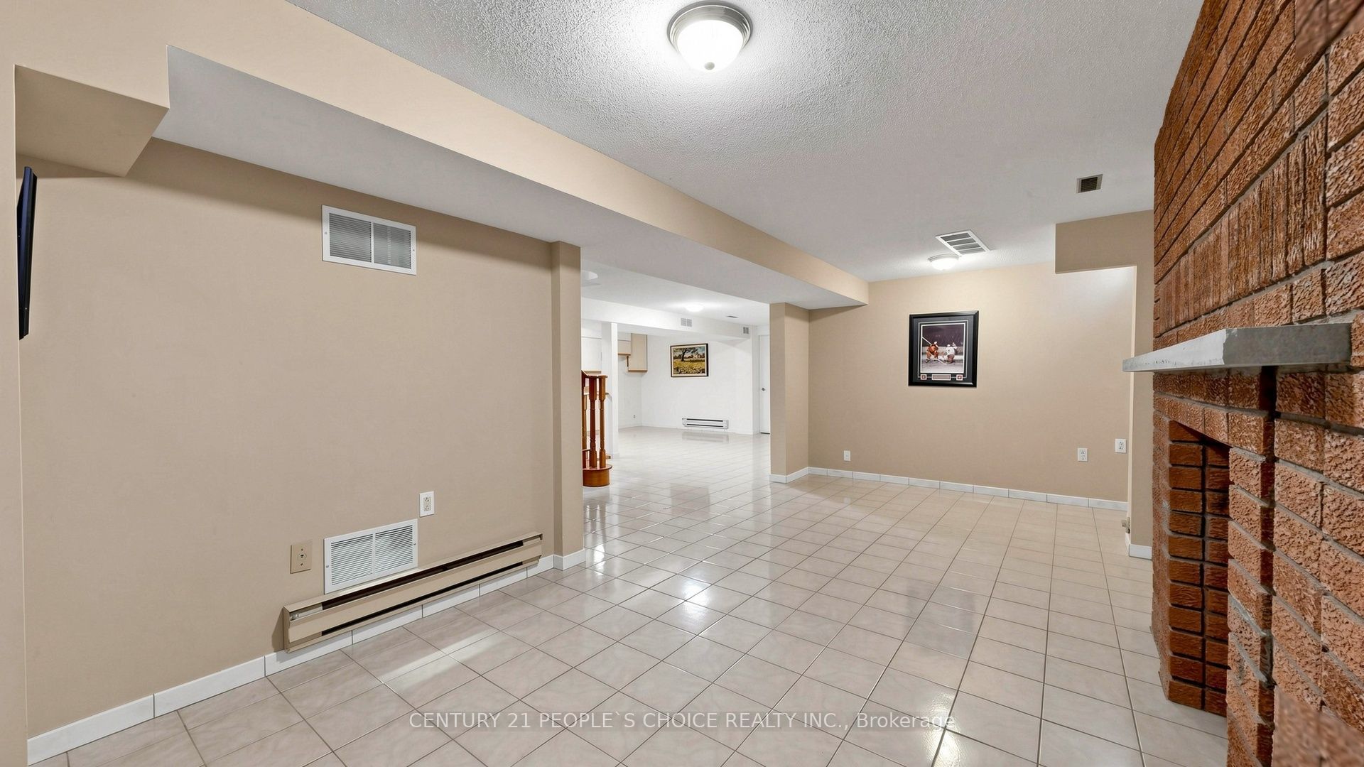 82 Embassy Drive Property Photo 25