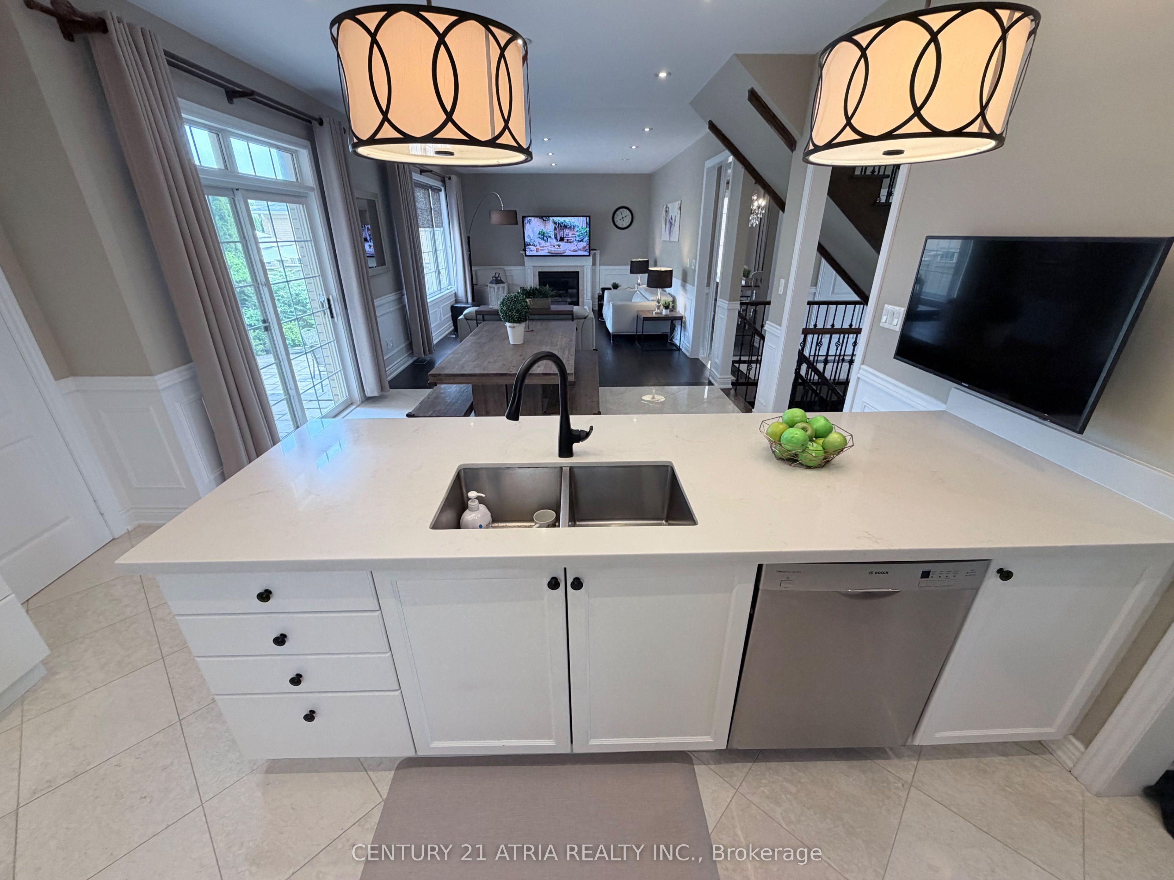 6 Crescent Park Lane Property Photo 17