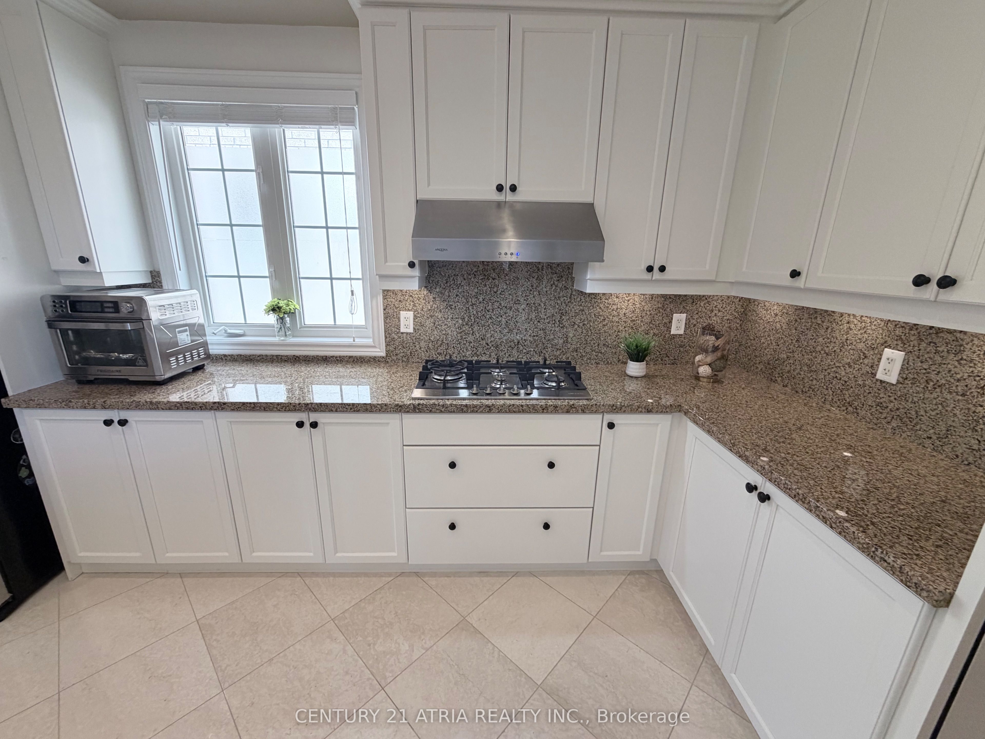 6 Crescent Park Lane Property Photo 19