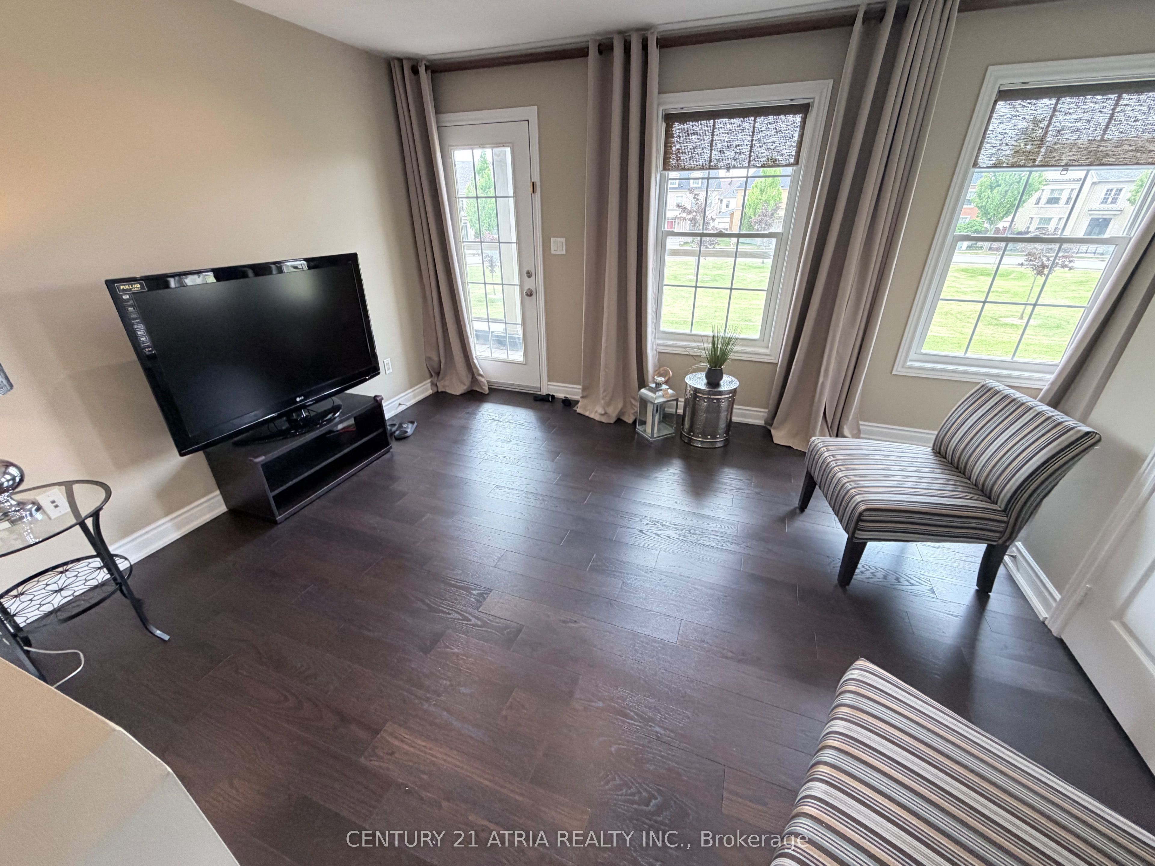 6 Crescent Park Lane Property Photo 27