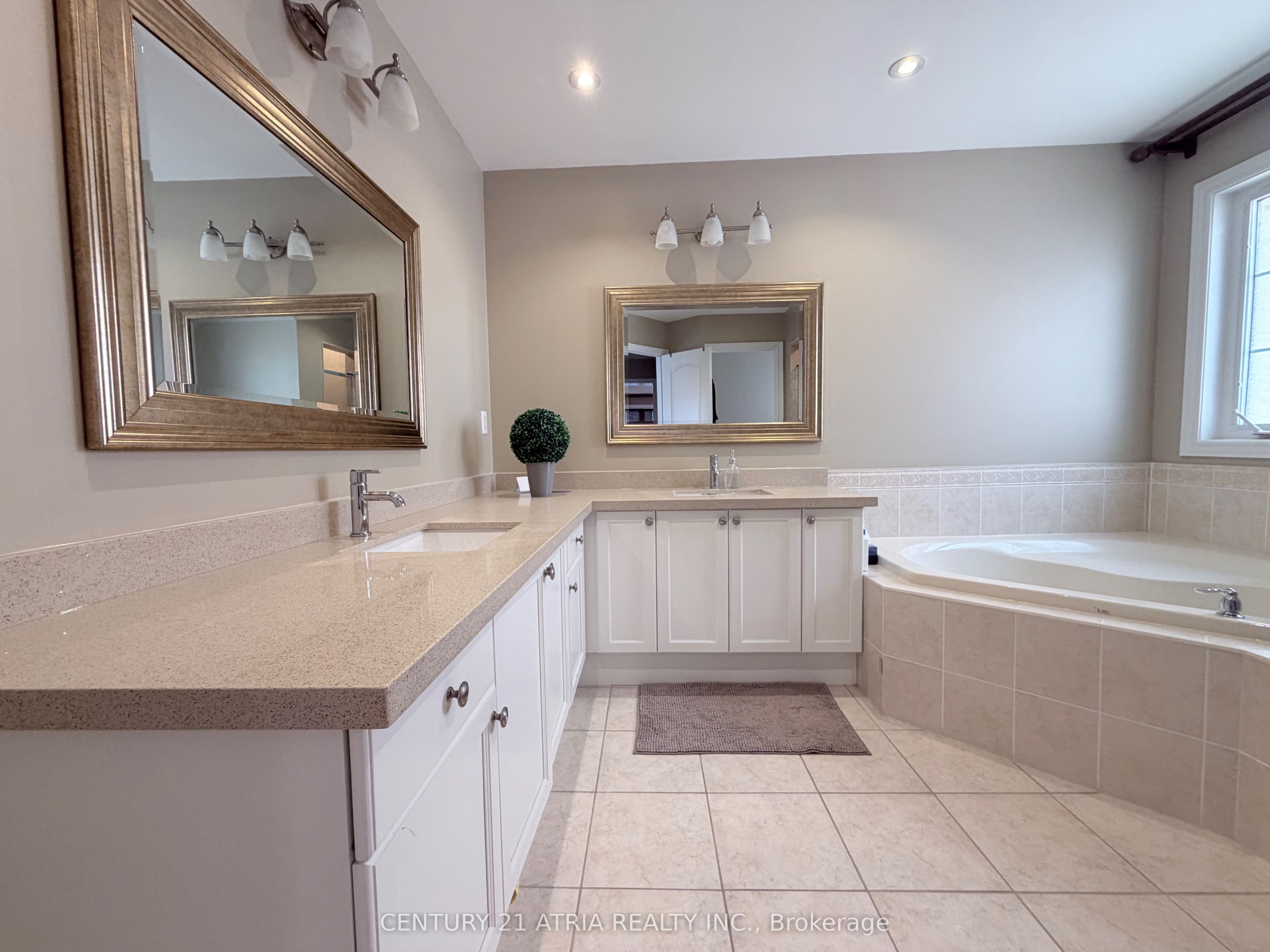 6 Crescent Park Lane Property Photo 29