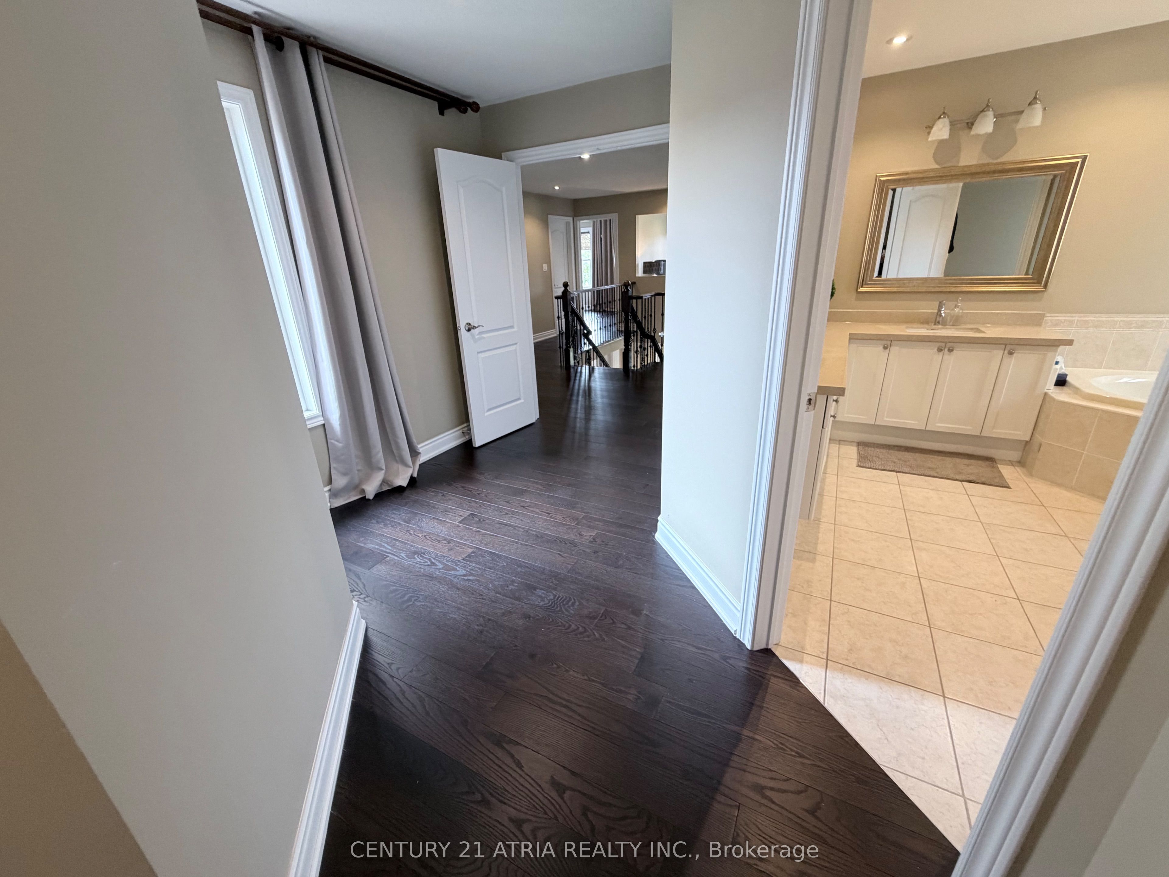 6 Crescent Park Lane Property Photo 33