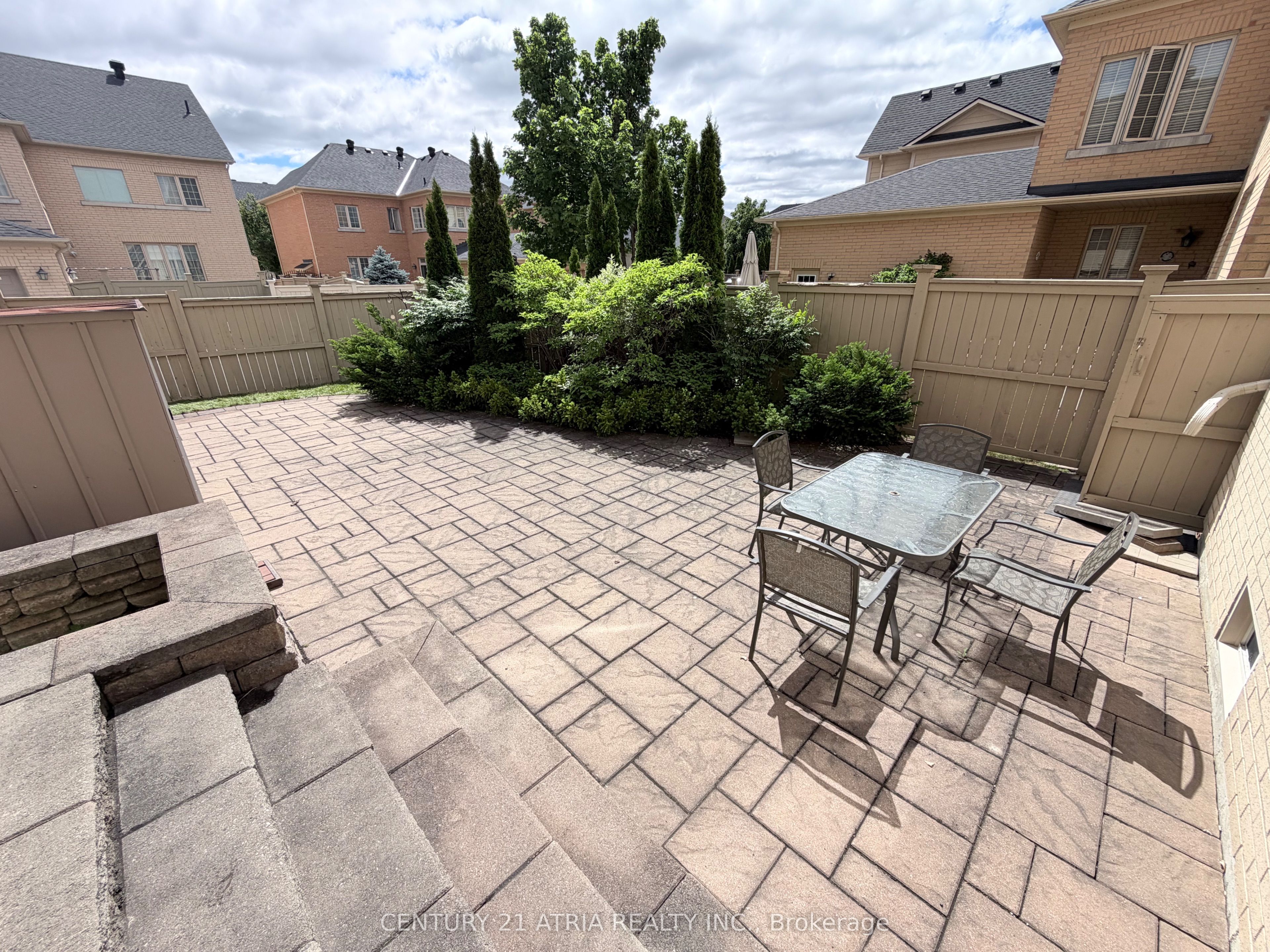 6 Crescent Park Lane Property Photo 42