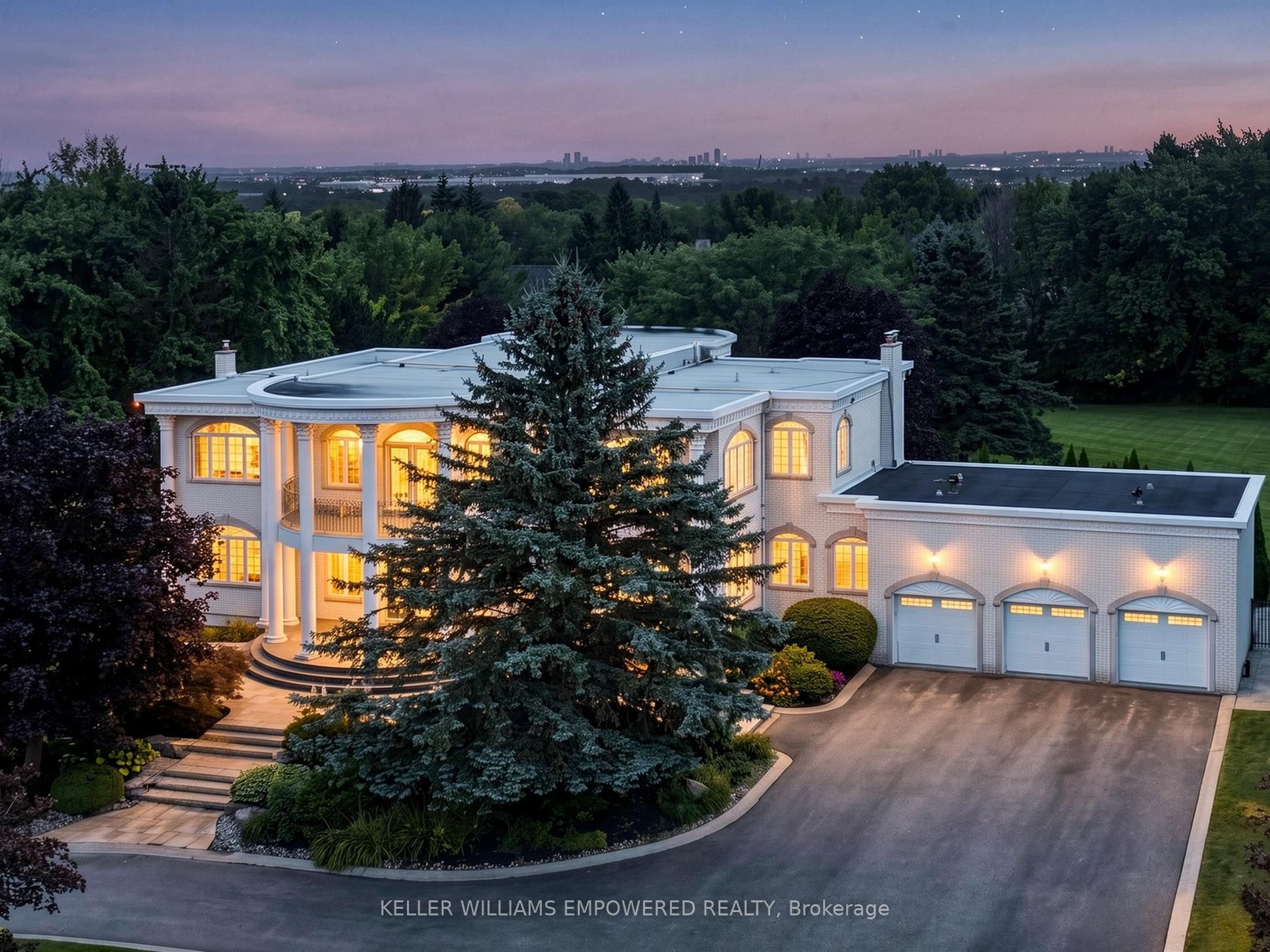 7 Deer Run Court