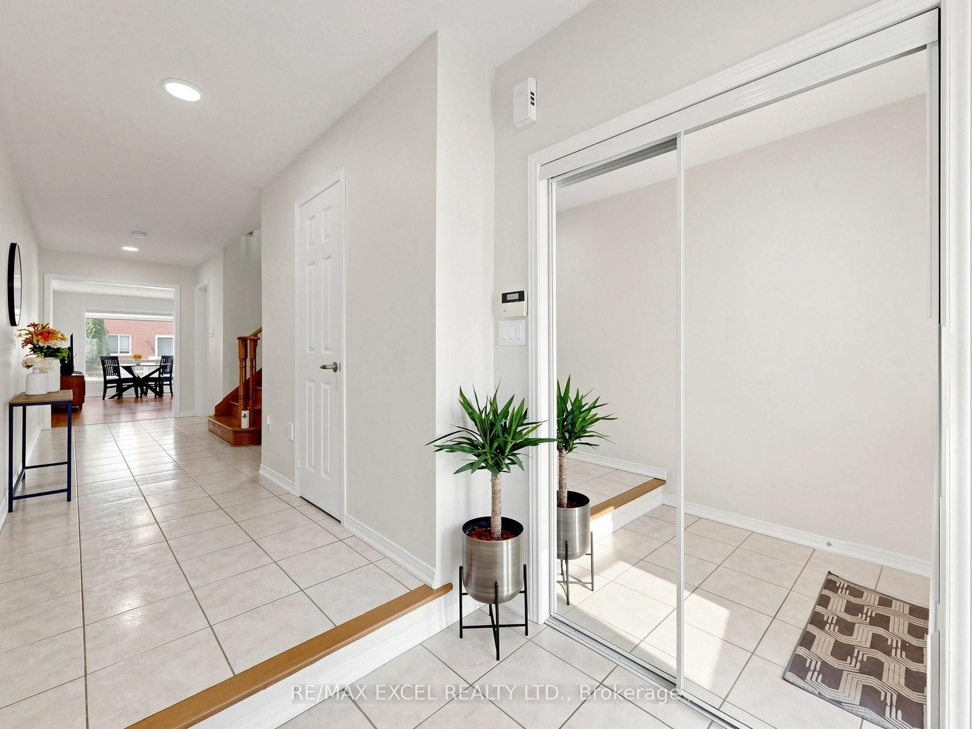 6 Barr Crescent Property Photo 4