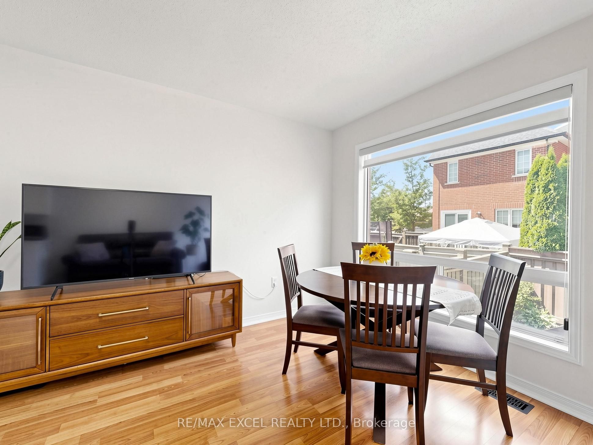 6 Barr Crescent Property Photo 6