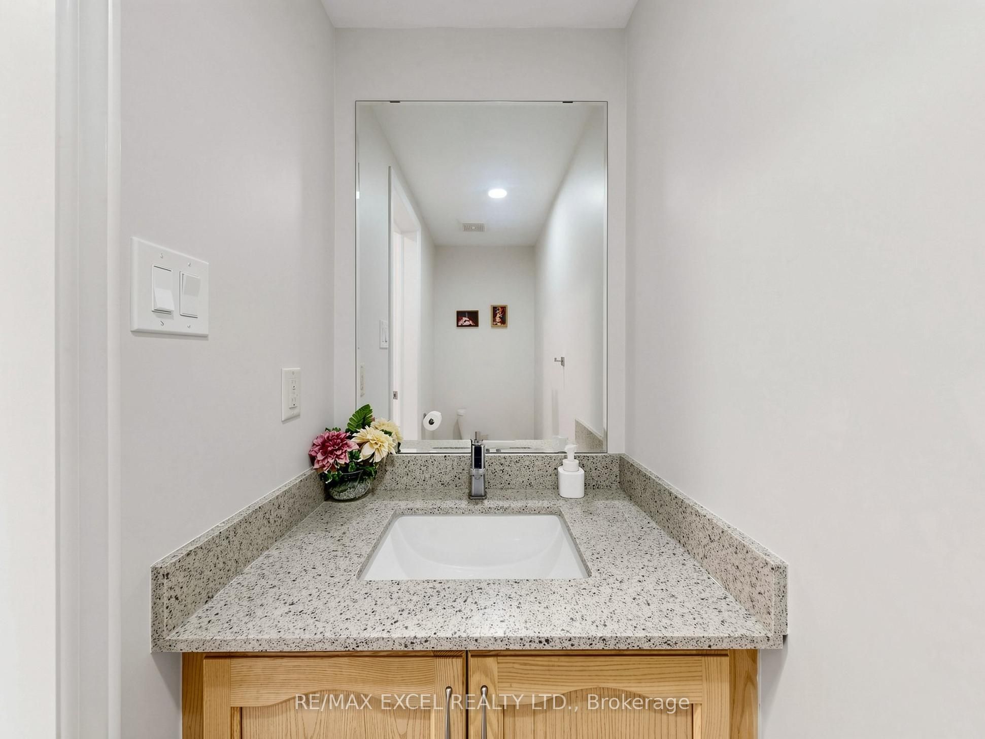 6 Barr Crescent Property Photo 12