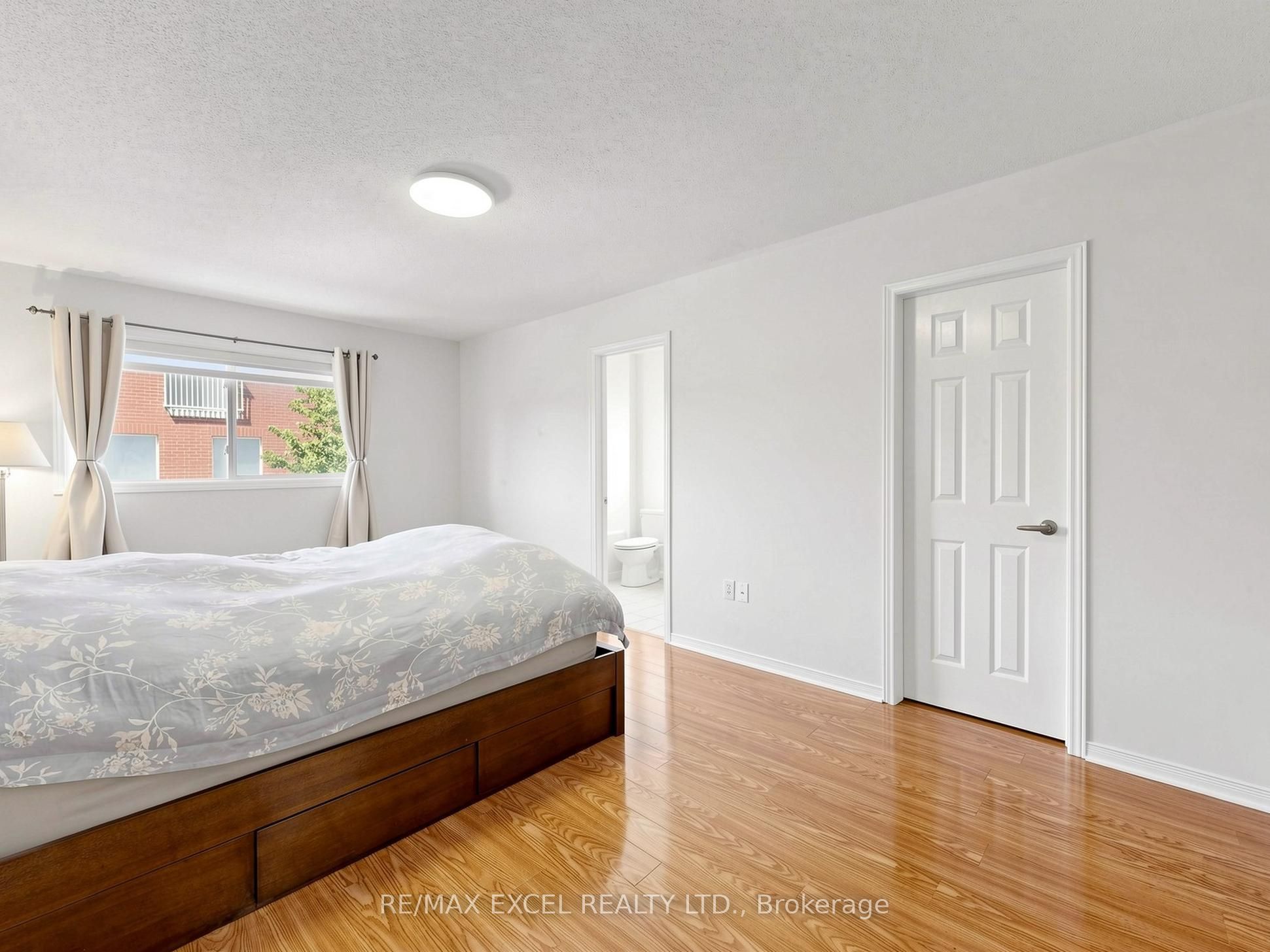 6 Barr Crescent Property Photo 18