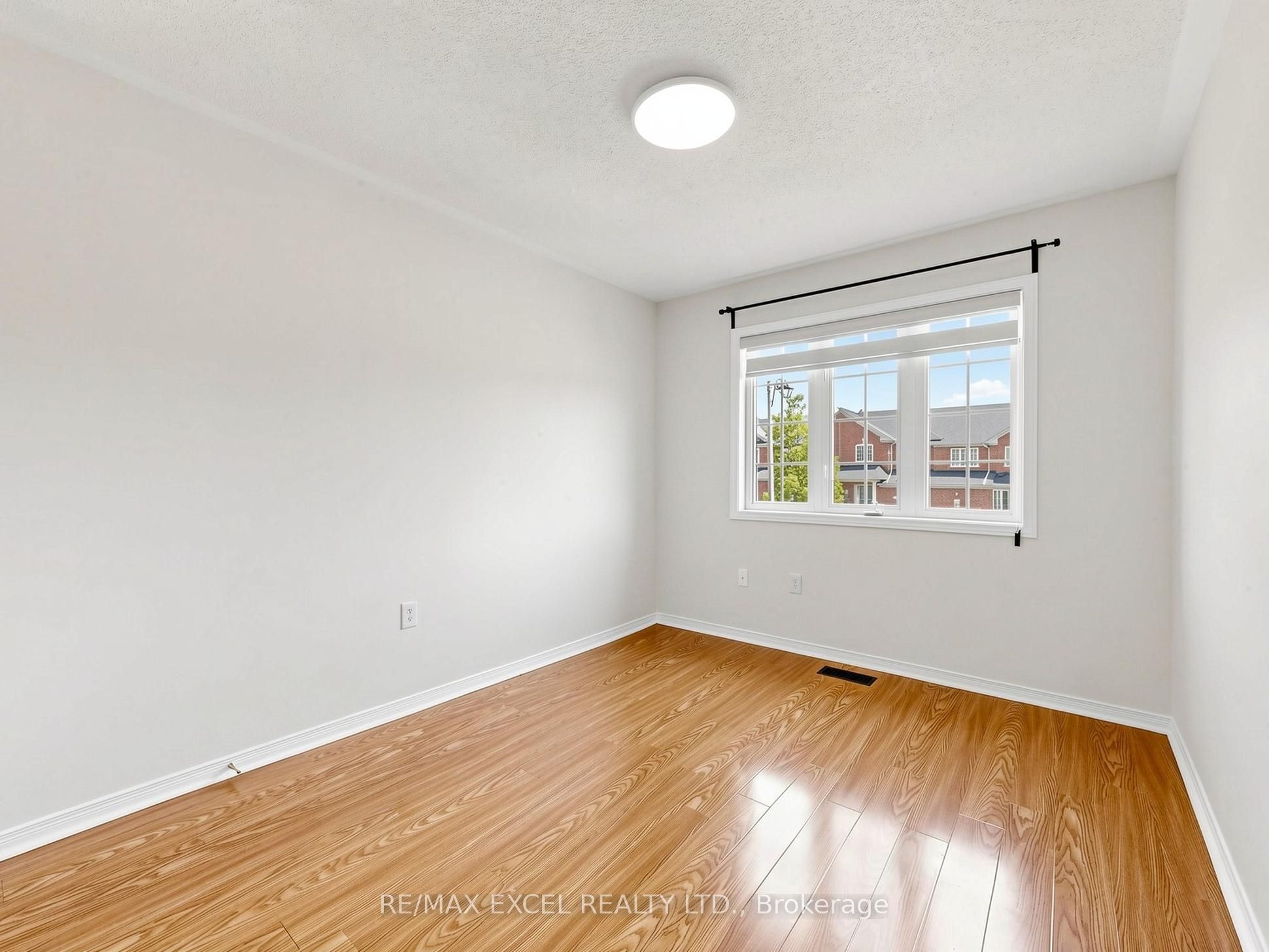 6 Barr Crescent Property Photo 21