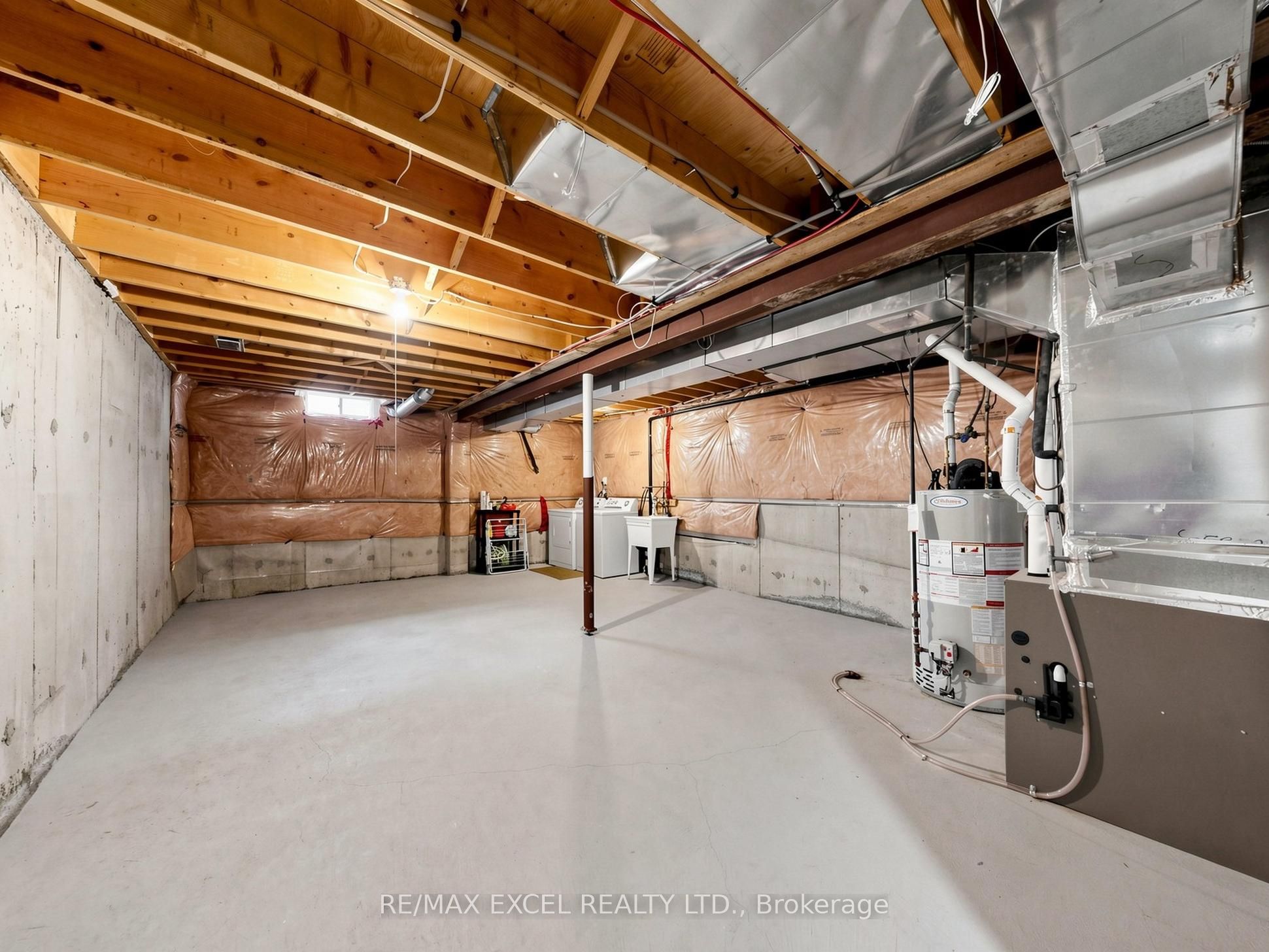 6 Barr Crescent Property Photo 27