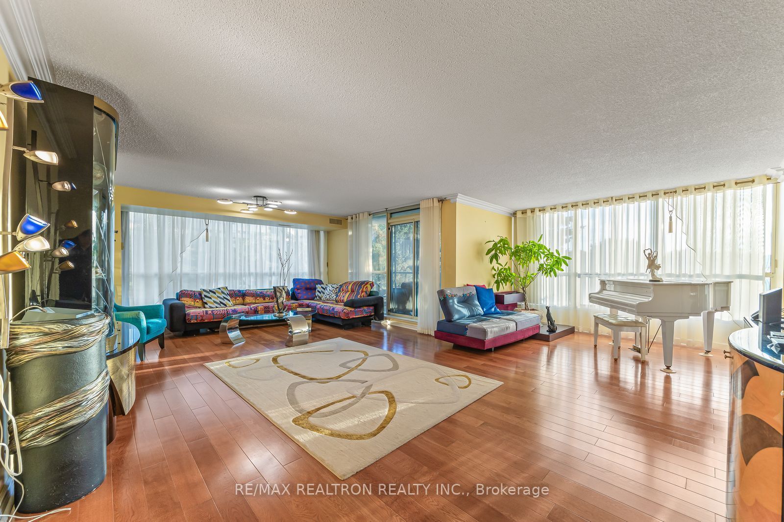 7300 Yonge Street 510 Property Photo 5