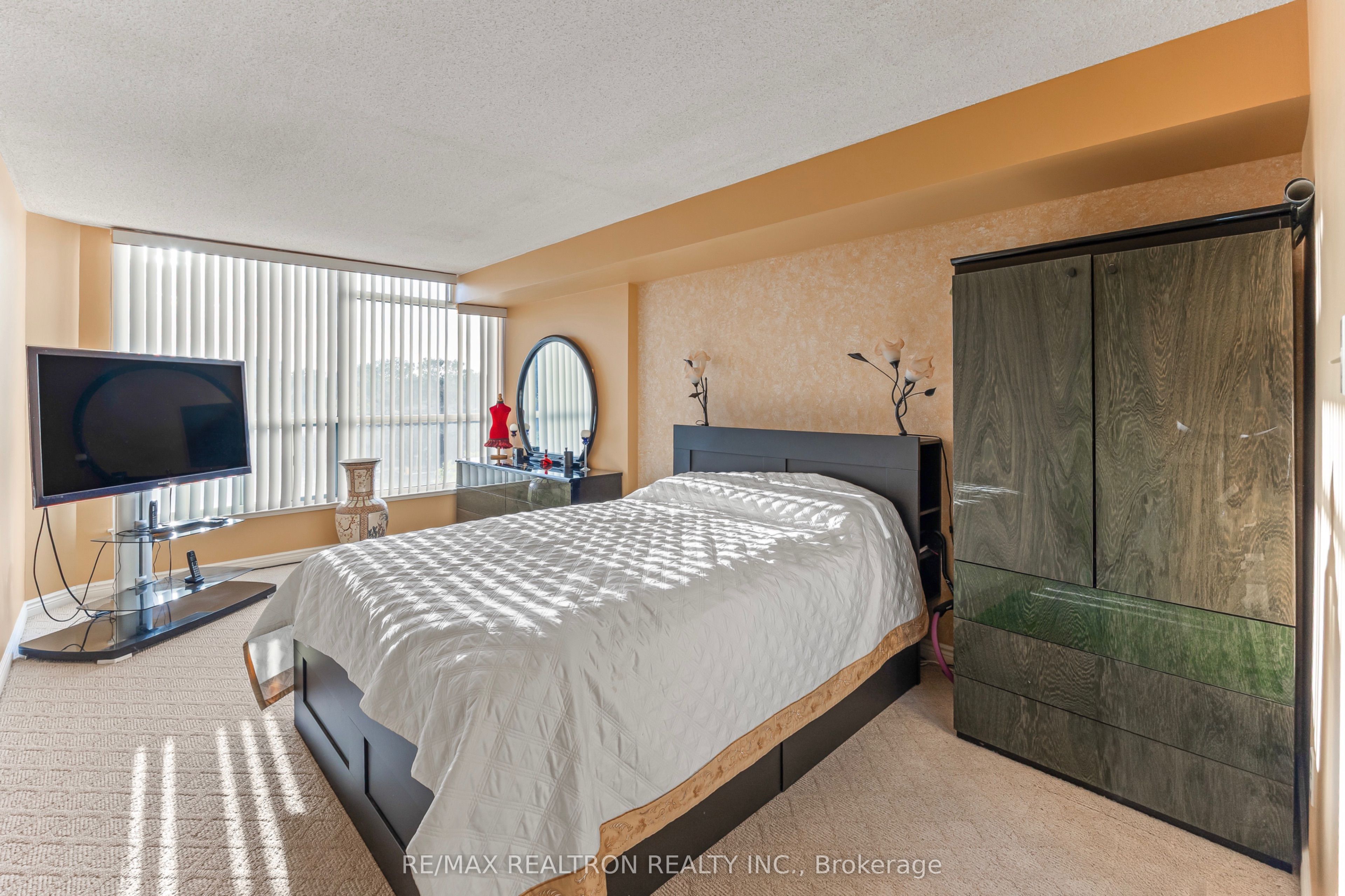 7300 Yonge Street 510 Property Photo 12