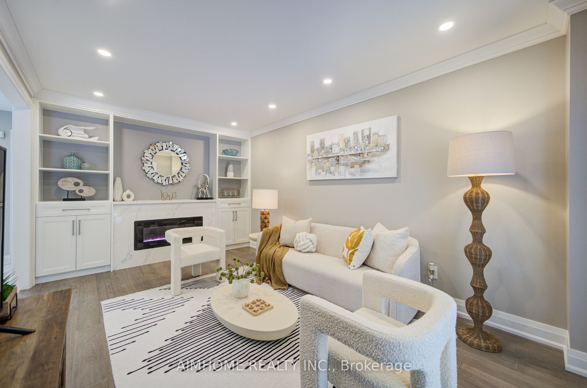 83 Houseman Crescent Property Photo 11