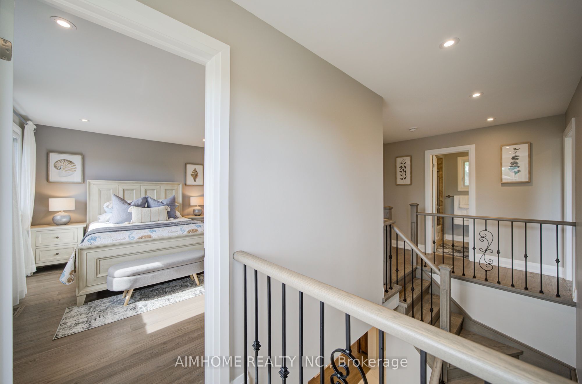 83 Houseman Crescent Property Photo 21