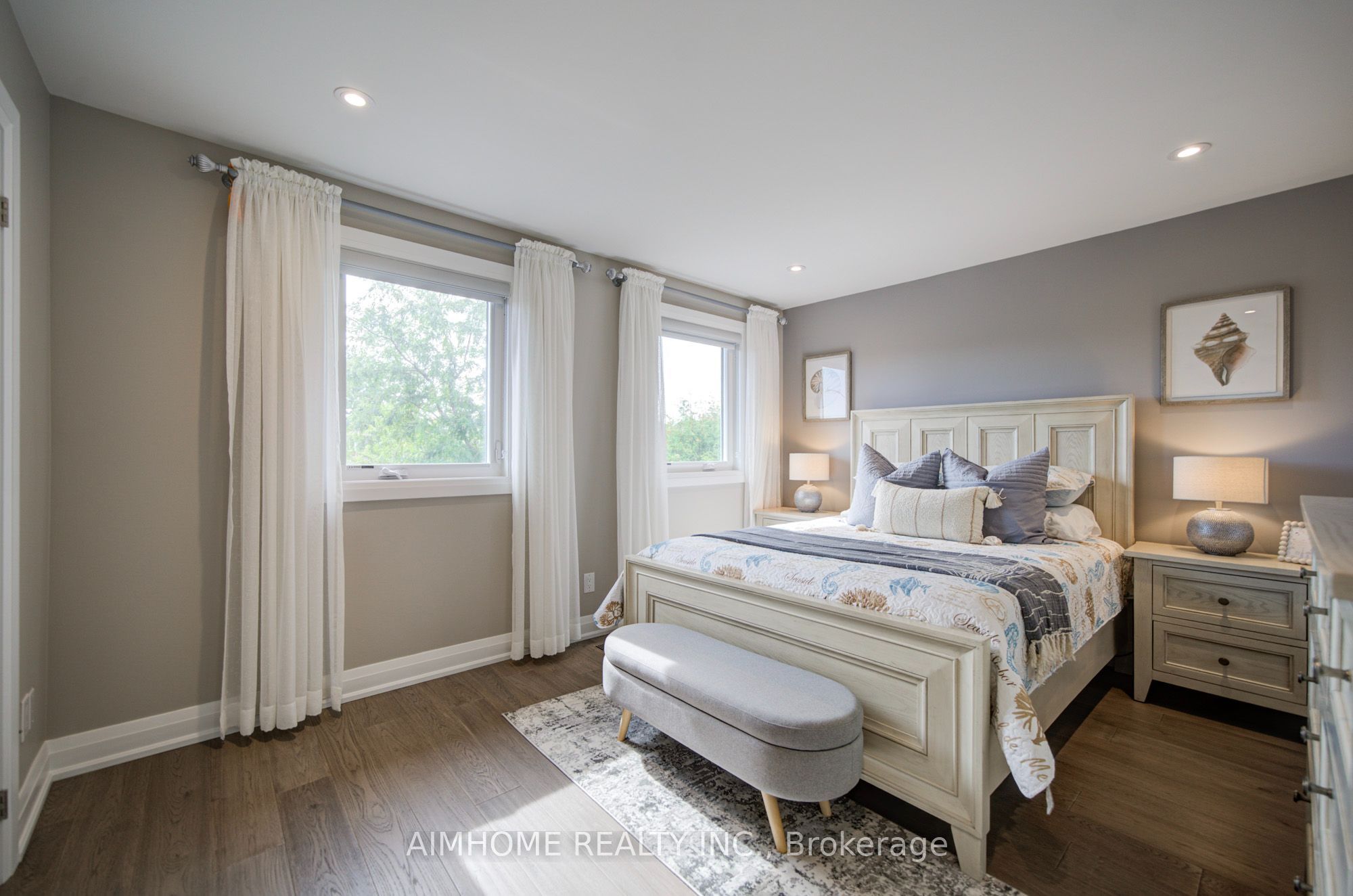 83 Houseman Crescent Property Photo 25