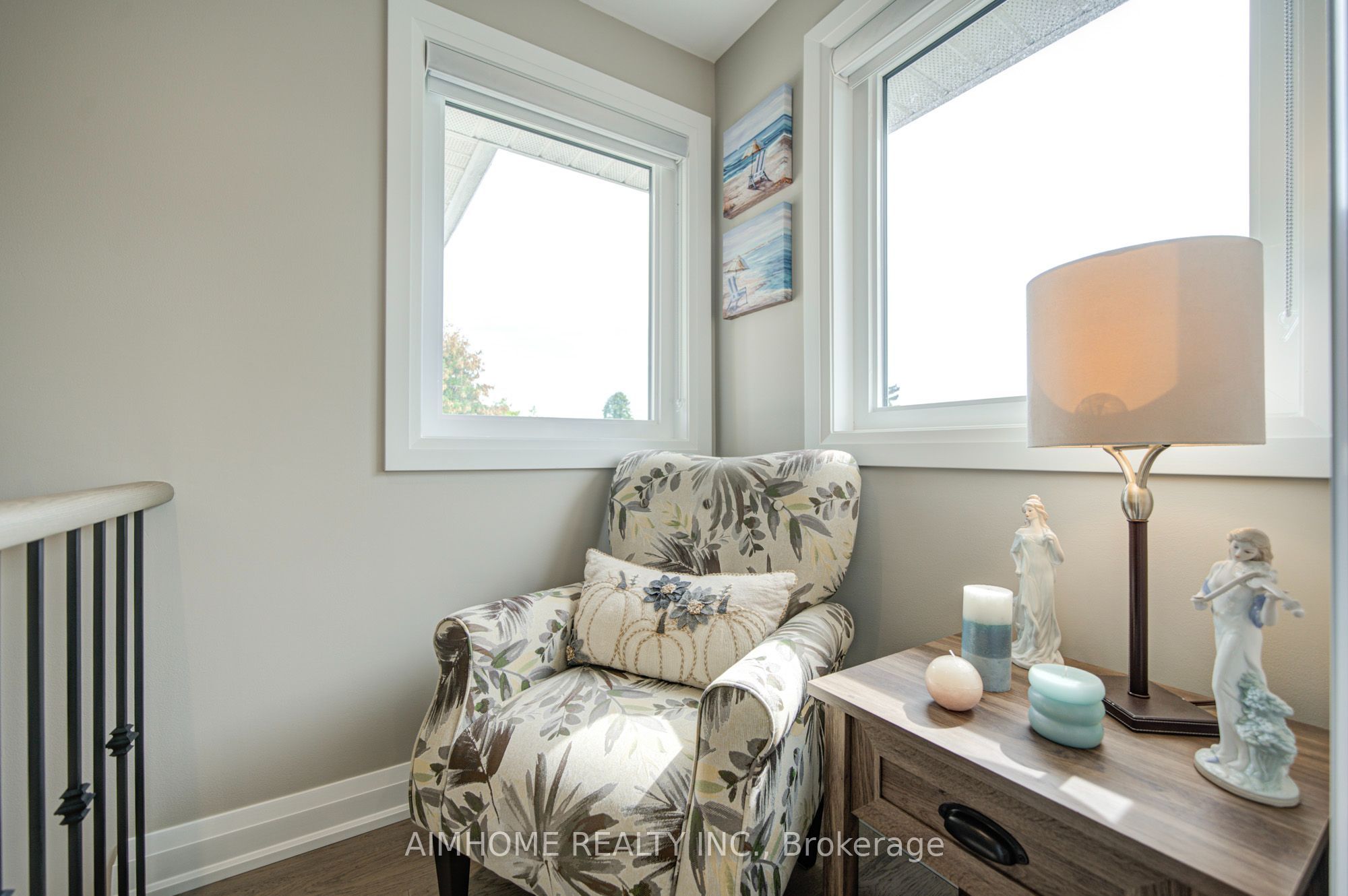 83 Houseman Crescent Property Photo 27