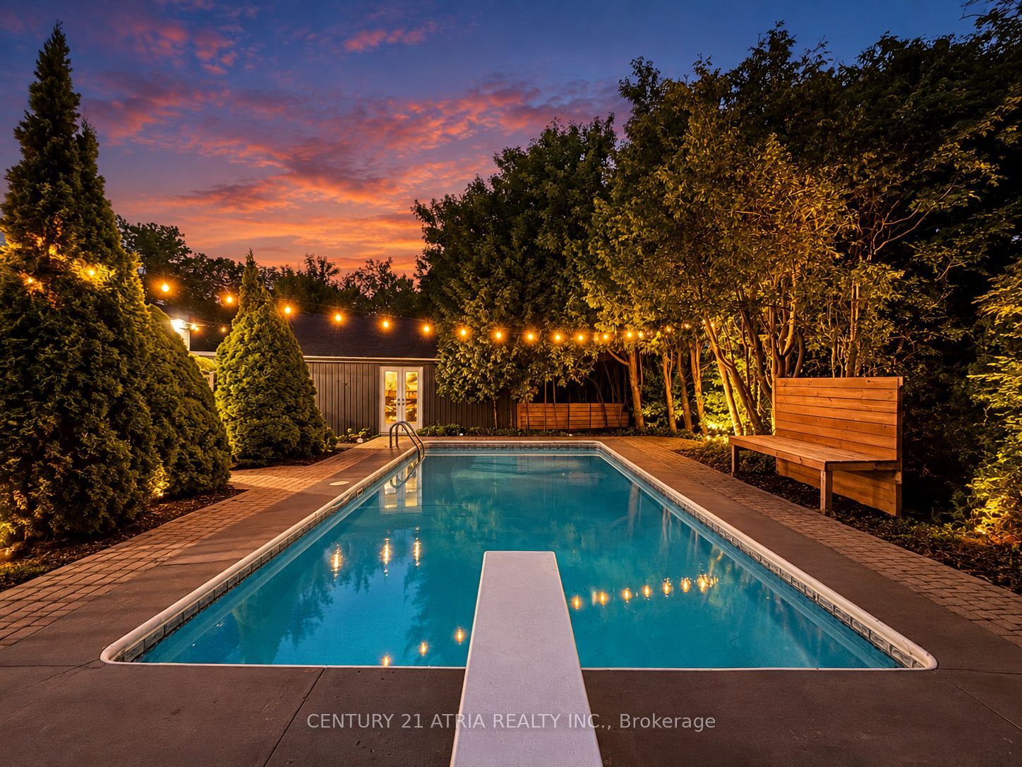 64 Cartier Crescent Property Photo 4