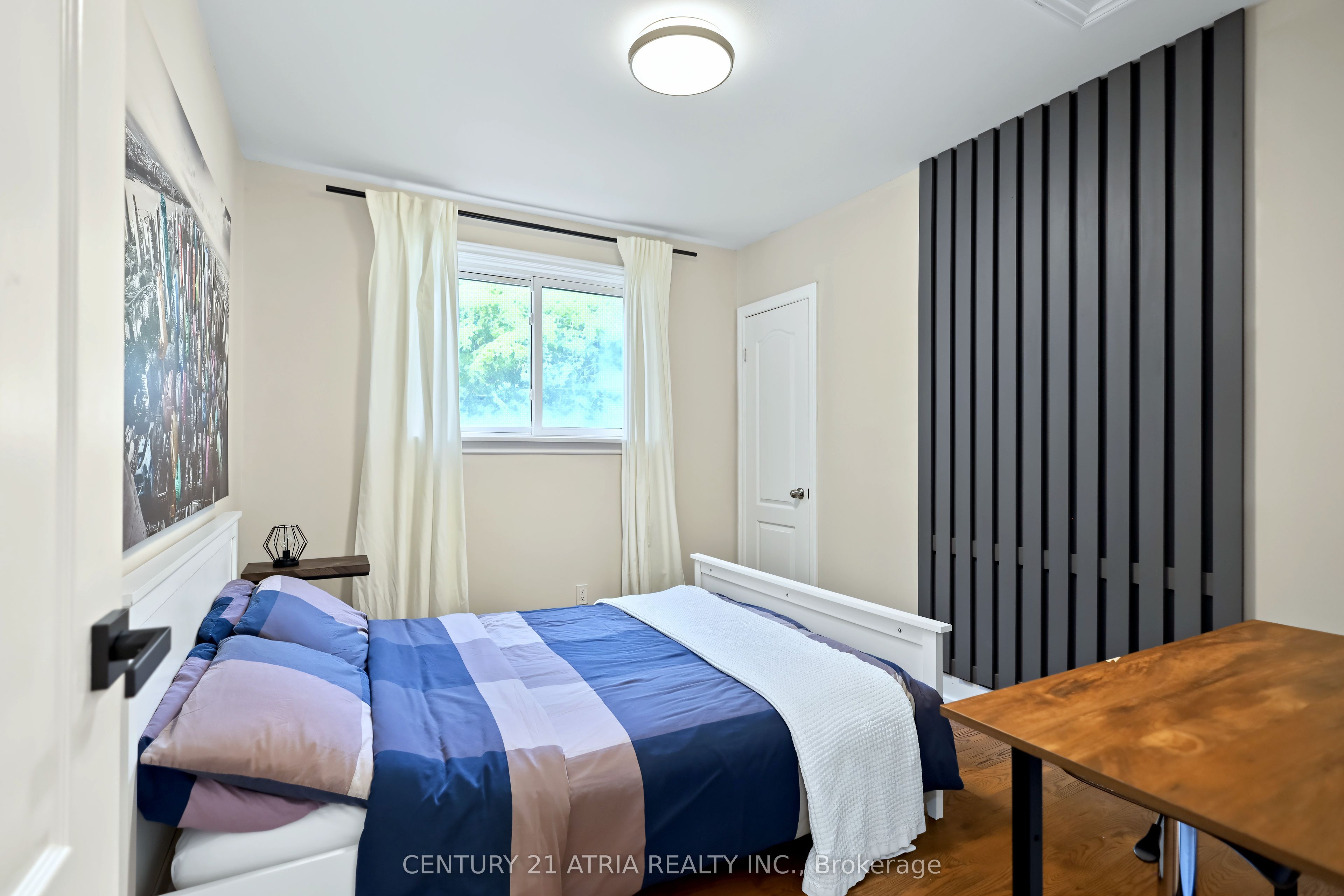 64 Cartier Crescent Property Photo 20