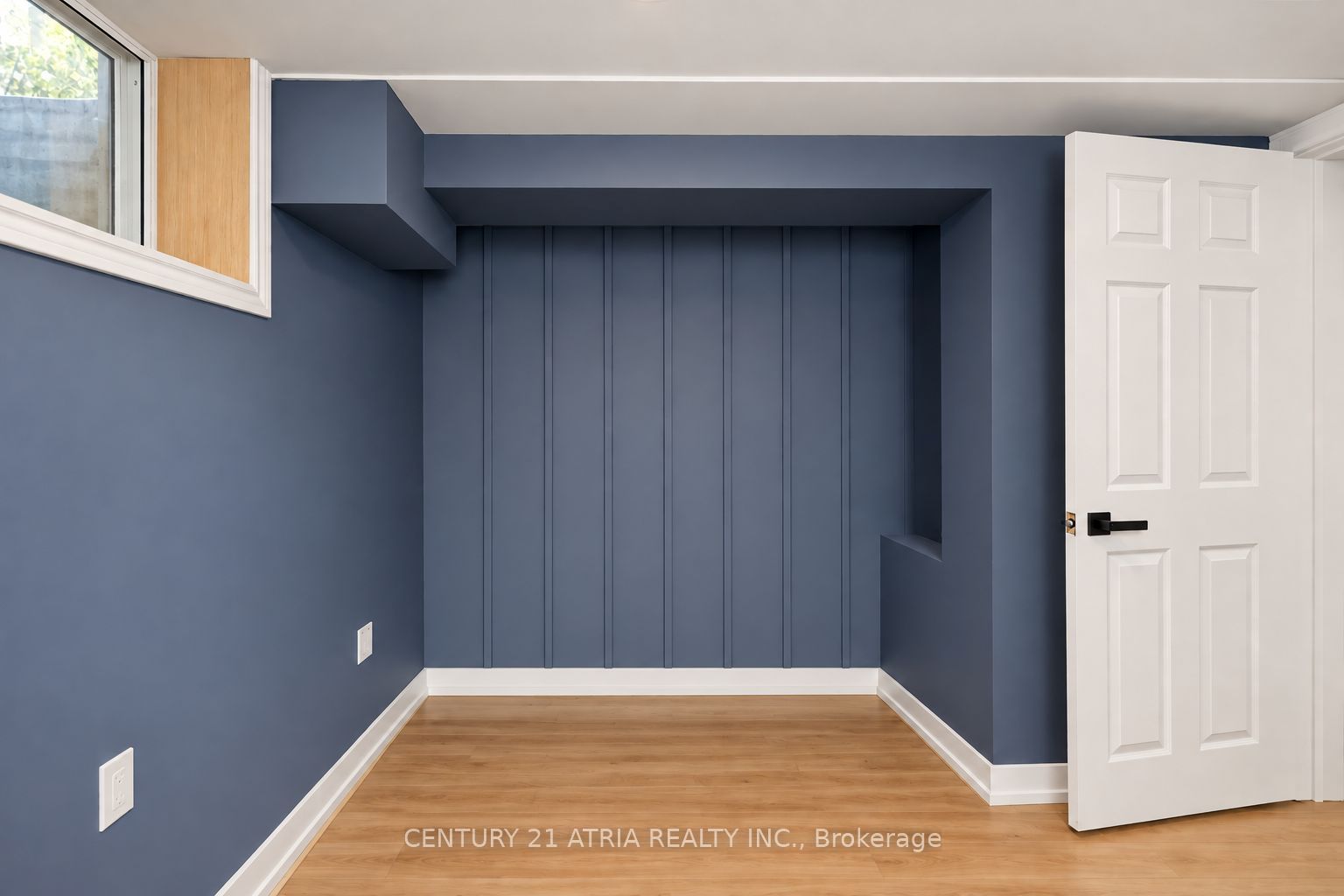 64 Cartier Crescent Property Photo 35