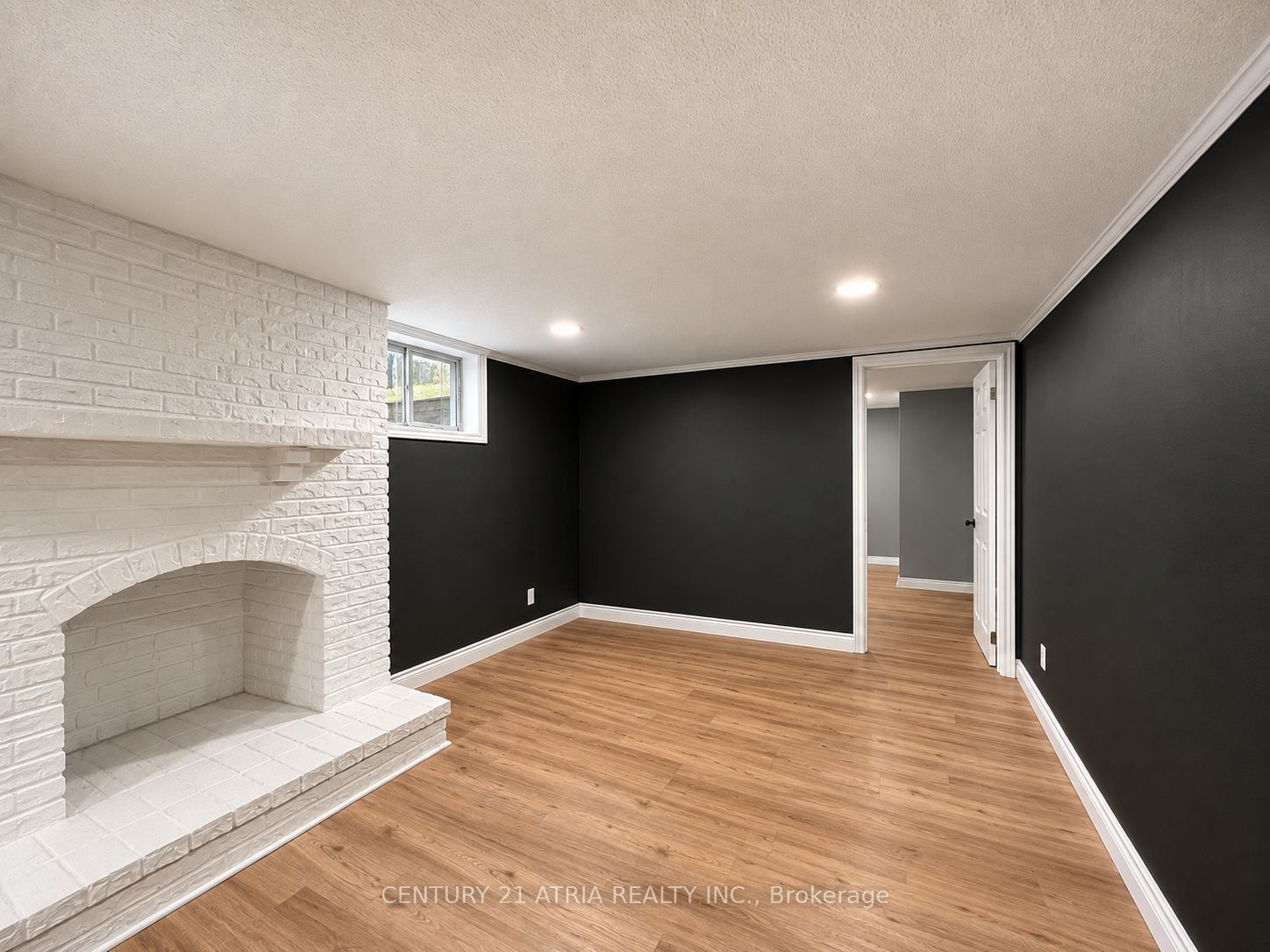 64 Cartier Crescent Property Photo 40