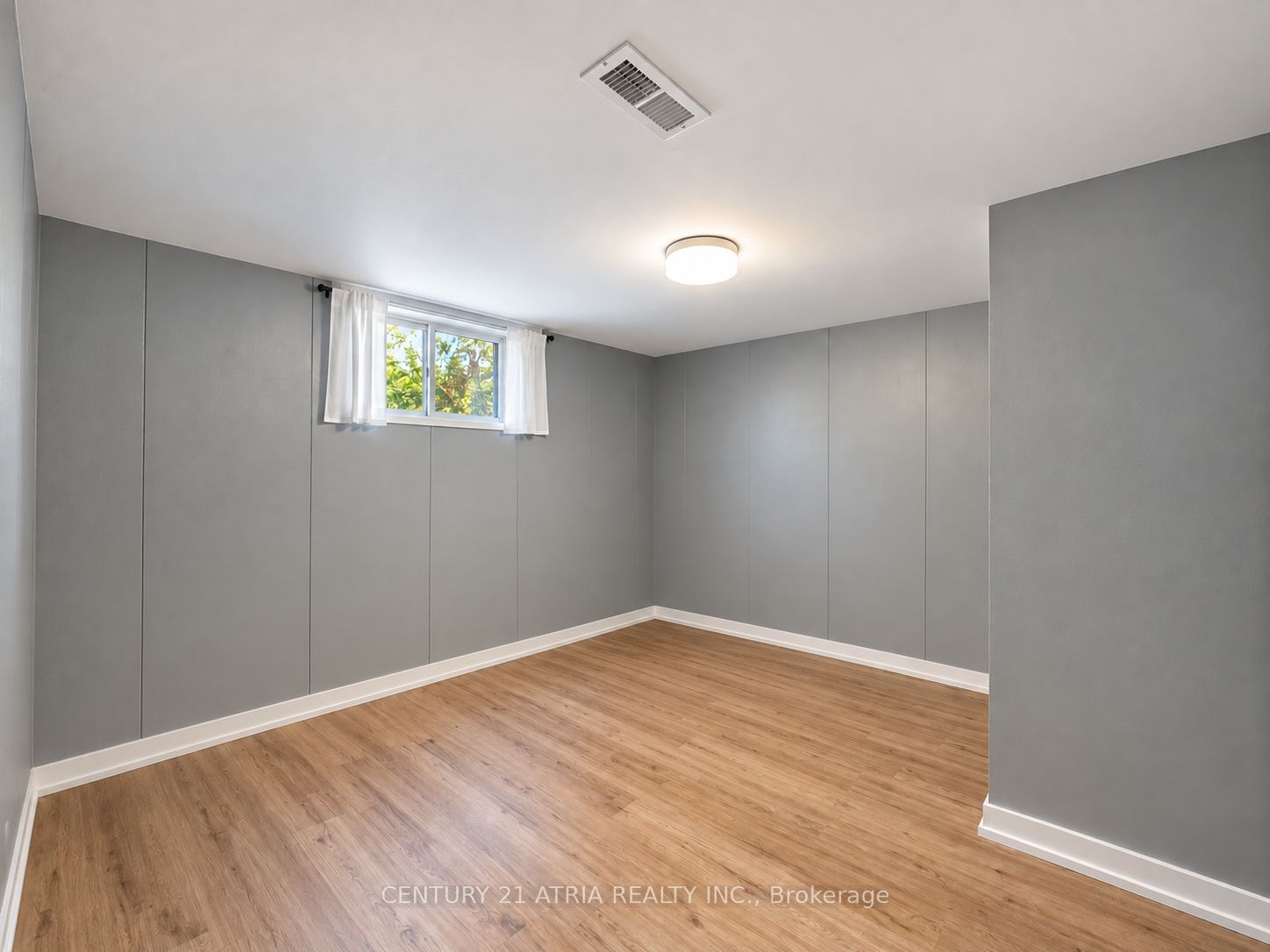 64 Cartier Crescent Property Photo 41