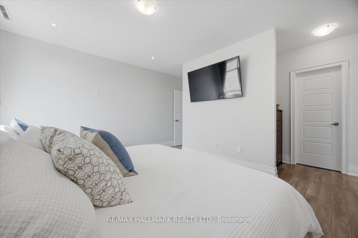 3666 Ferretti Court Property Photo 23