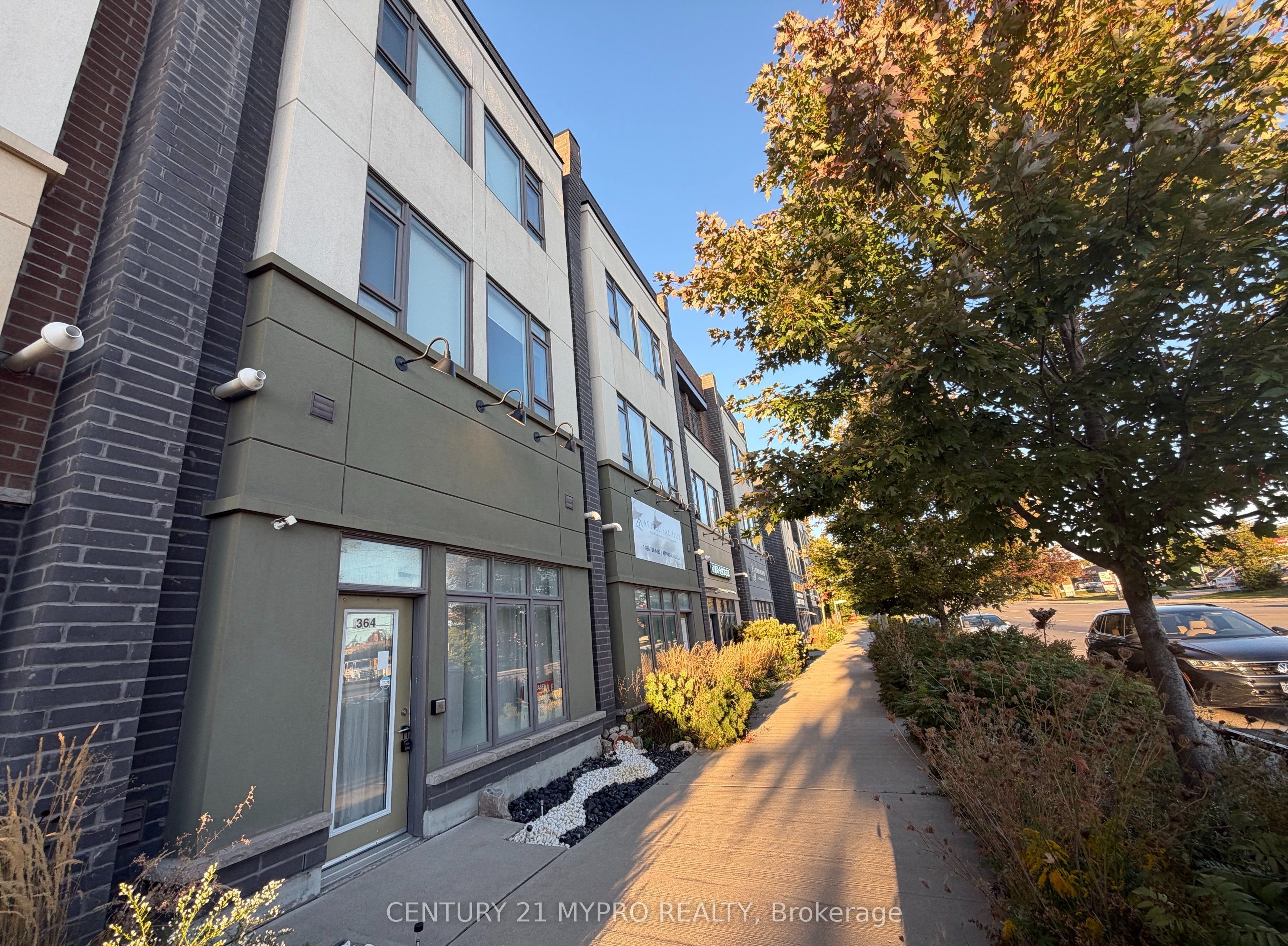364 John Street Property Photo 2