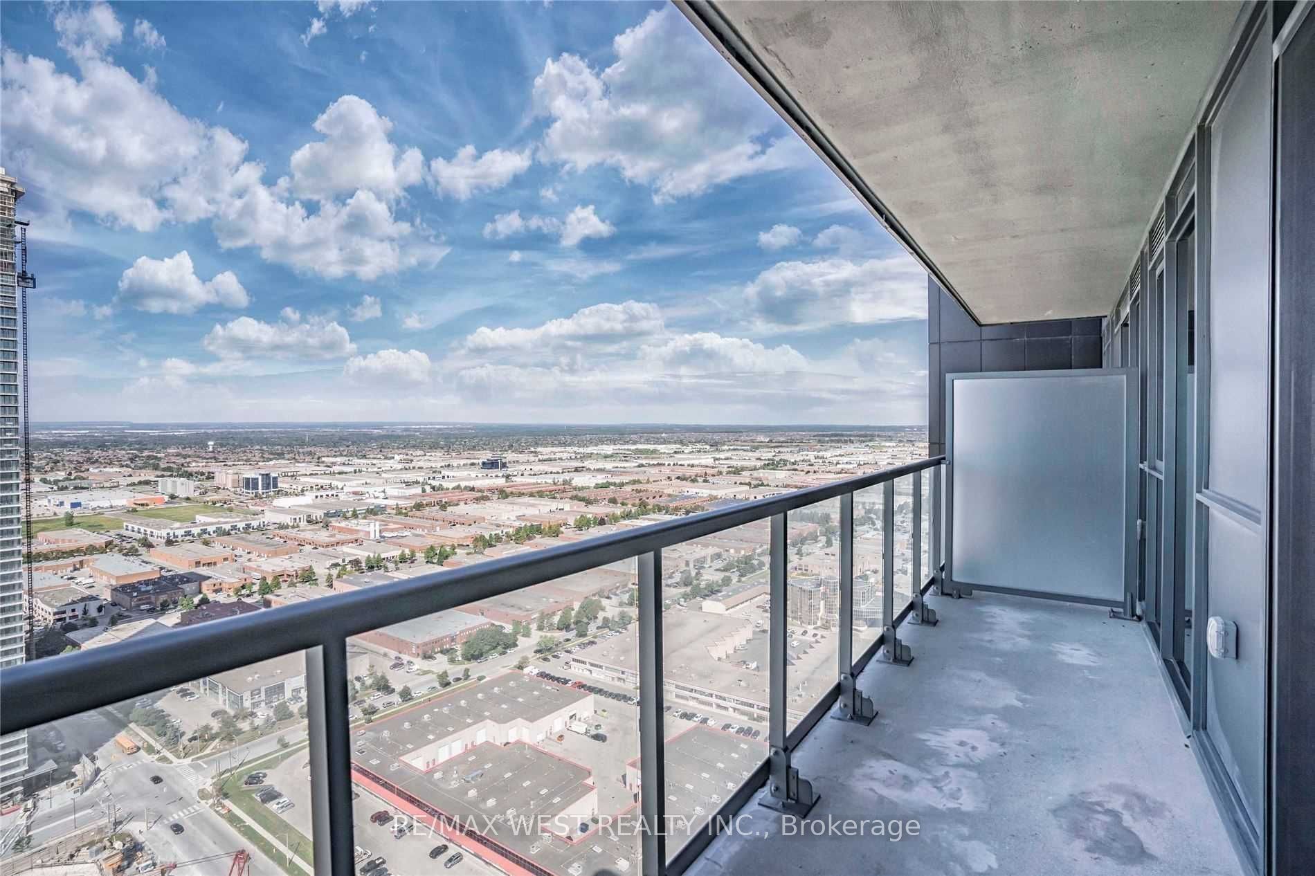 7895 Jane Street 3610 Property Photo 16