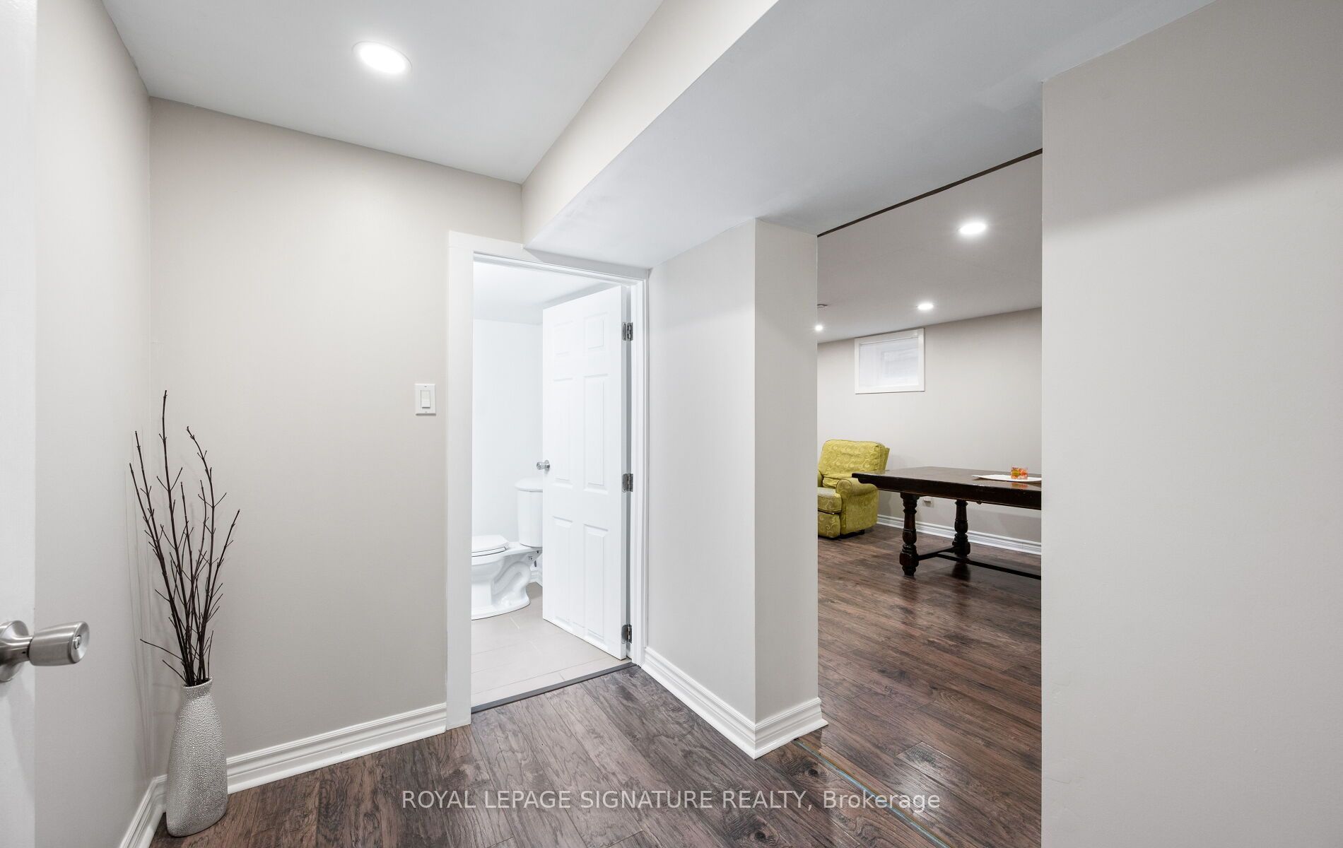 42 Shieldmark Crescent Property Photo 29