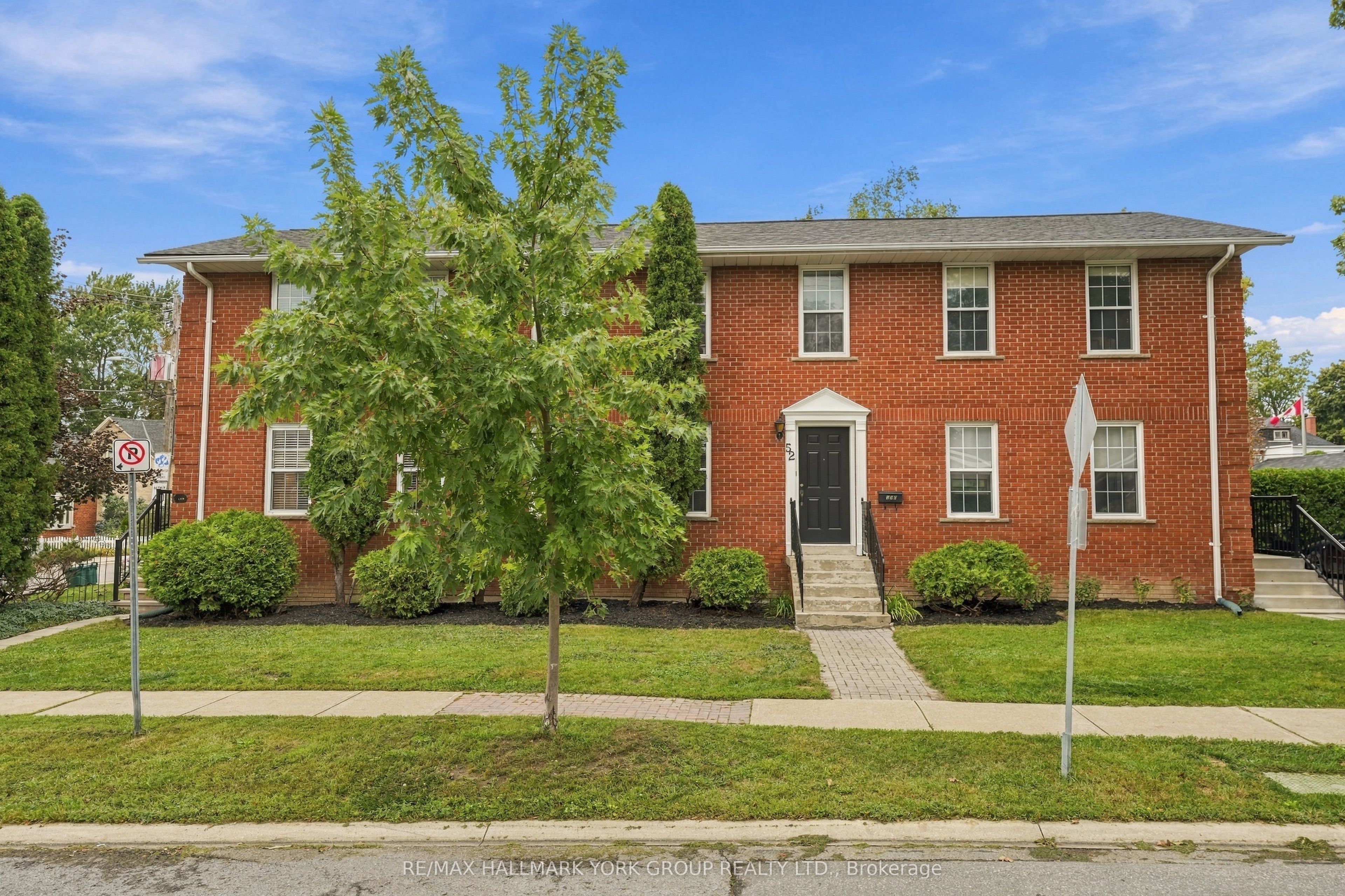 52 Centre Street Property Photo 2