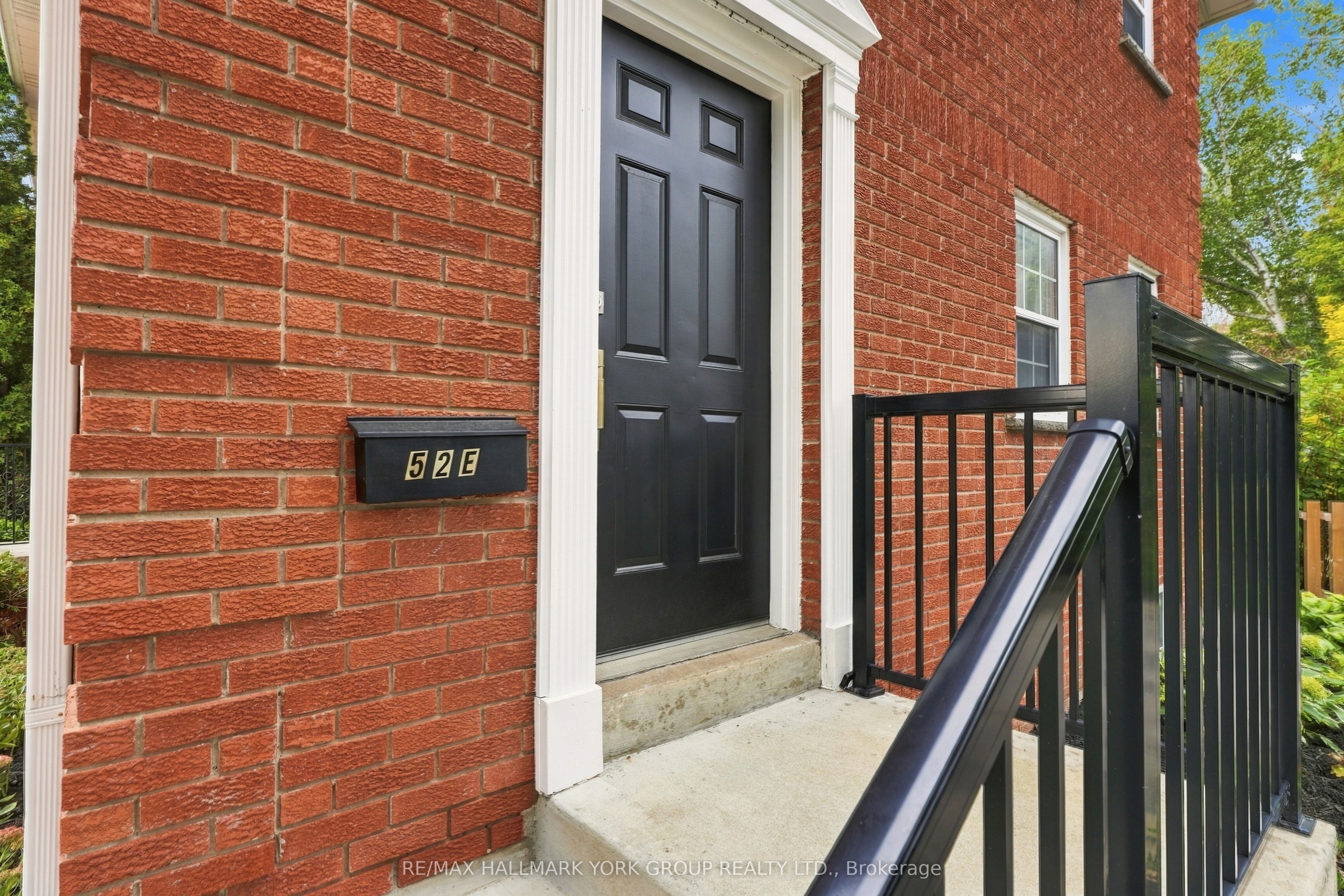 52 Centre Street Property Photo 6