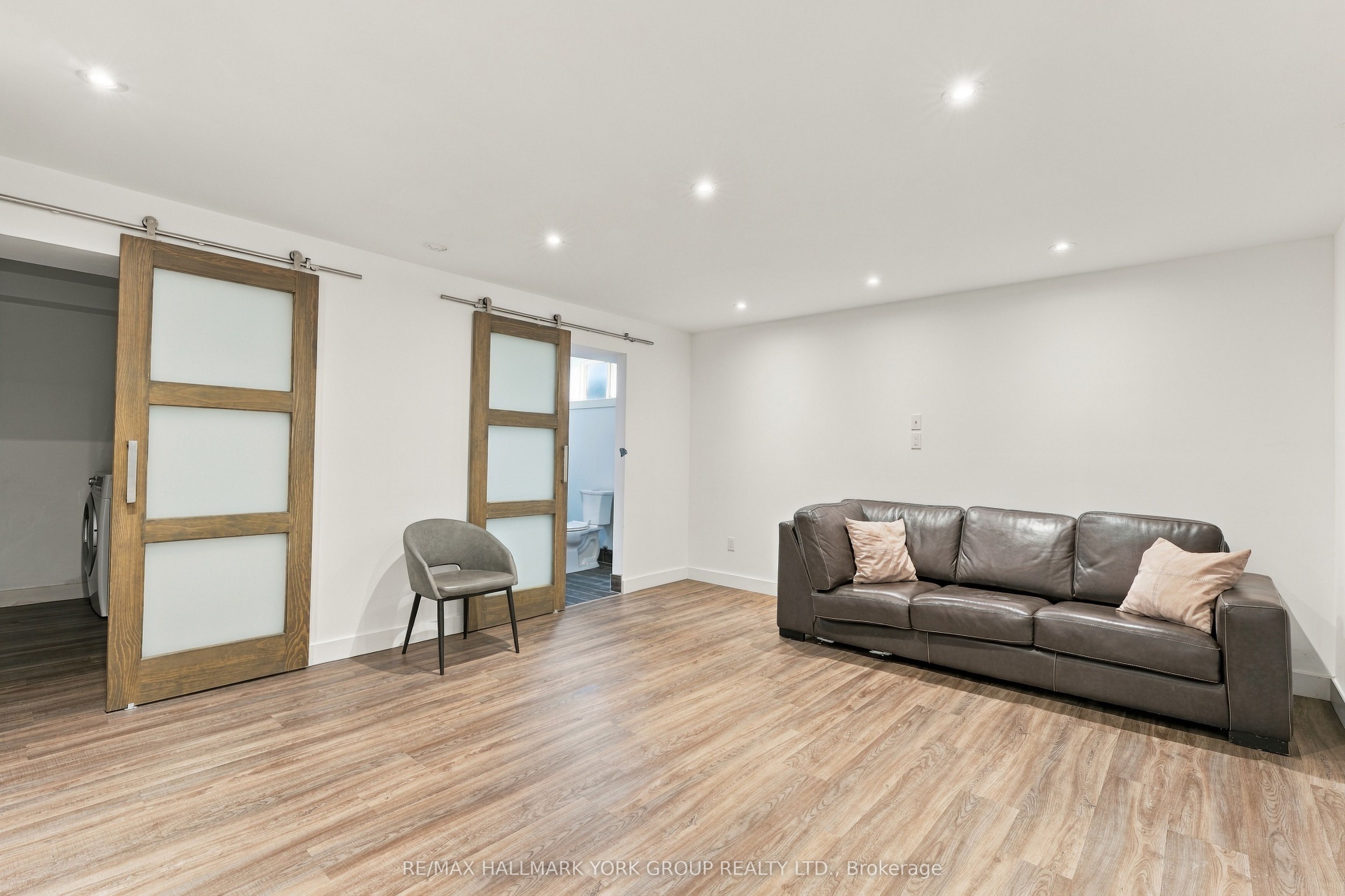 52 Centre Street Property Photo 13