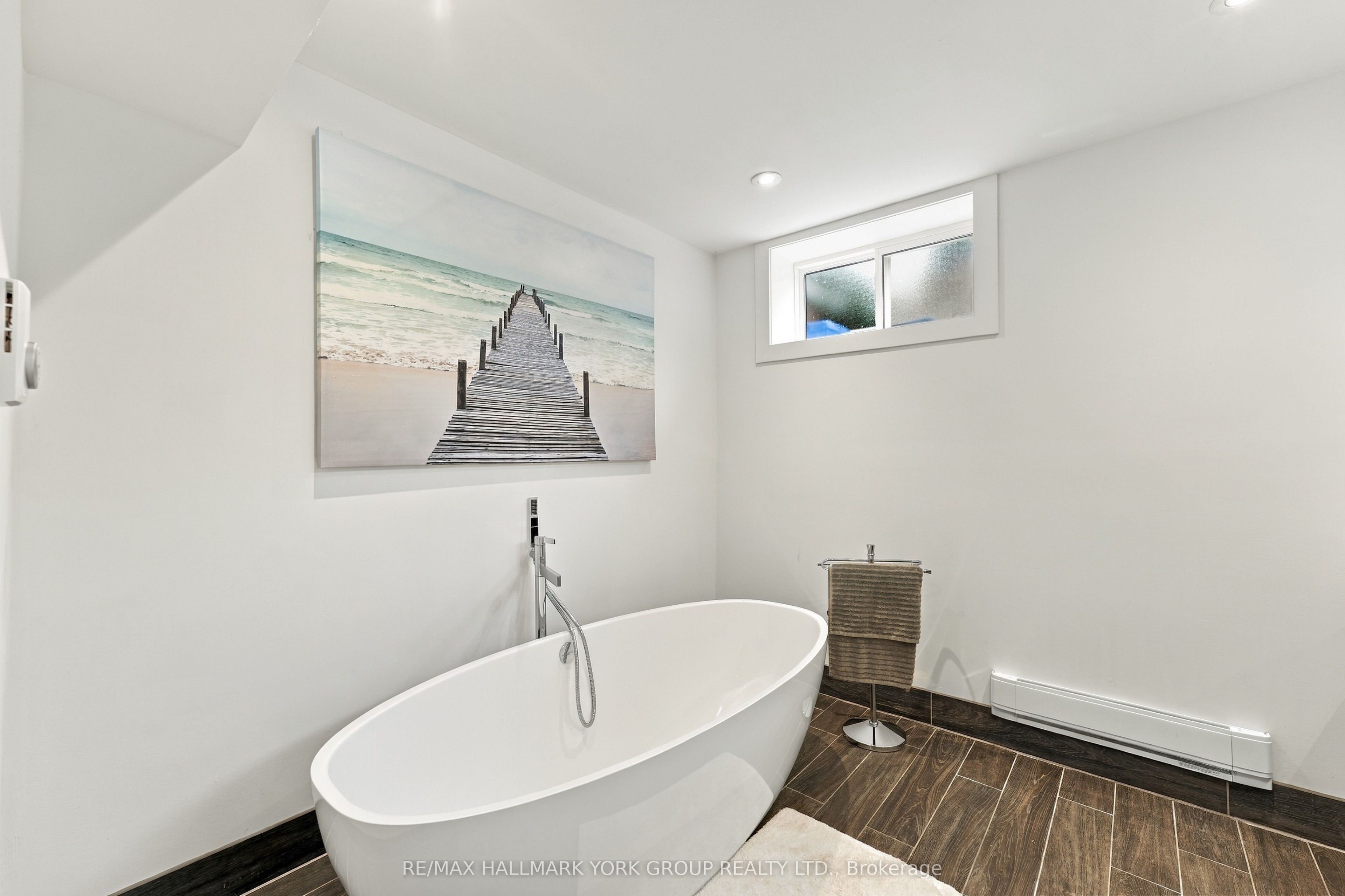 52 Centre Street Property Photo 14