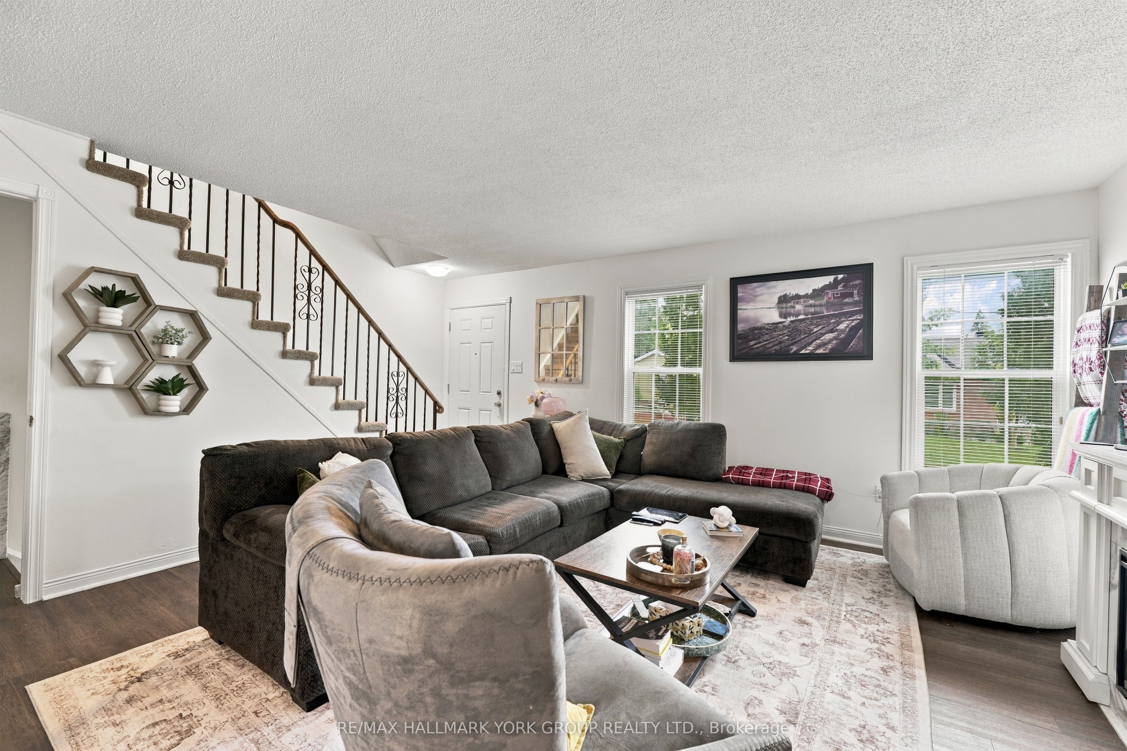 52 Centre Street Property Photo 23