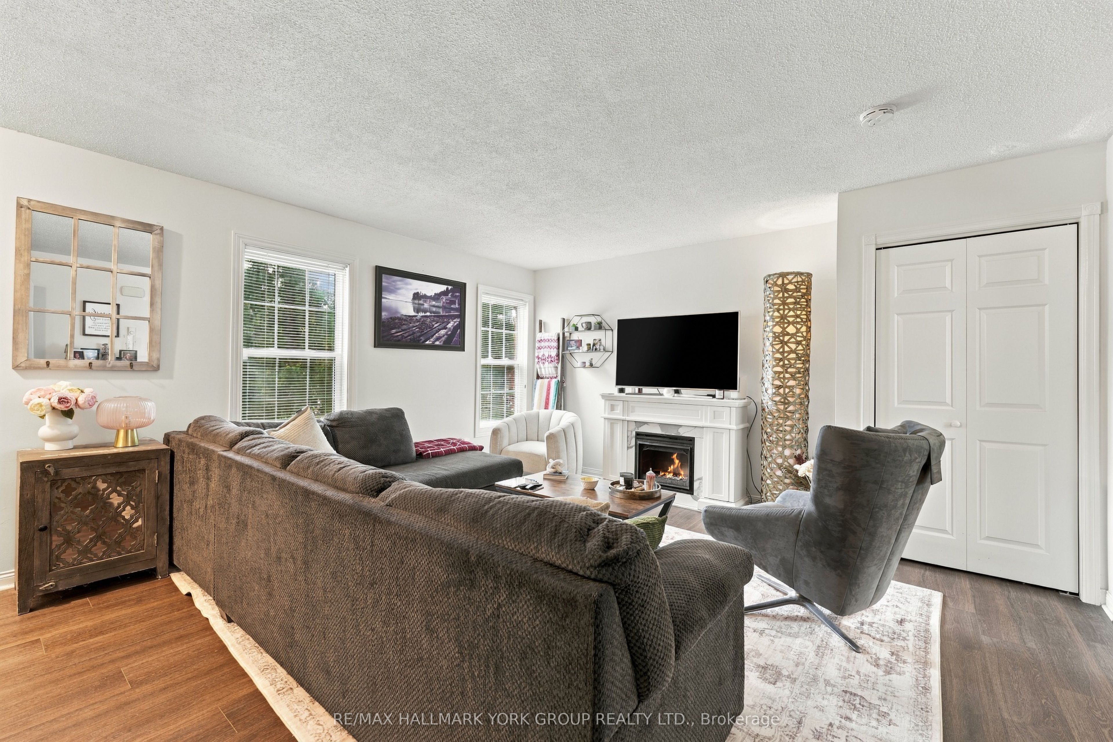 52 Centre Street Property Photo 24