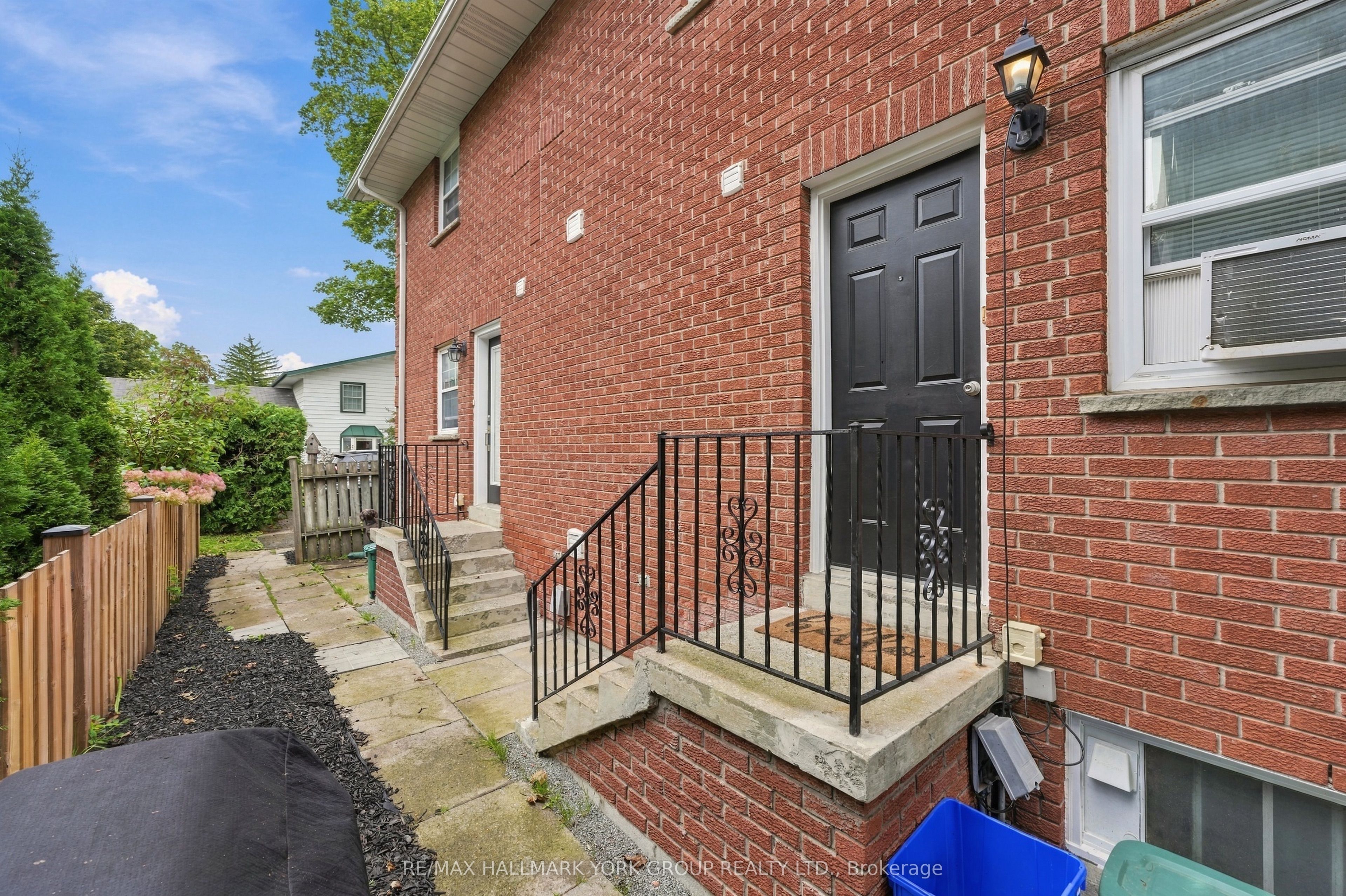 52 Centre Street Property Photo 27