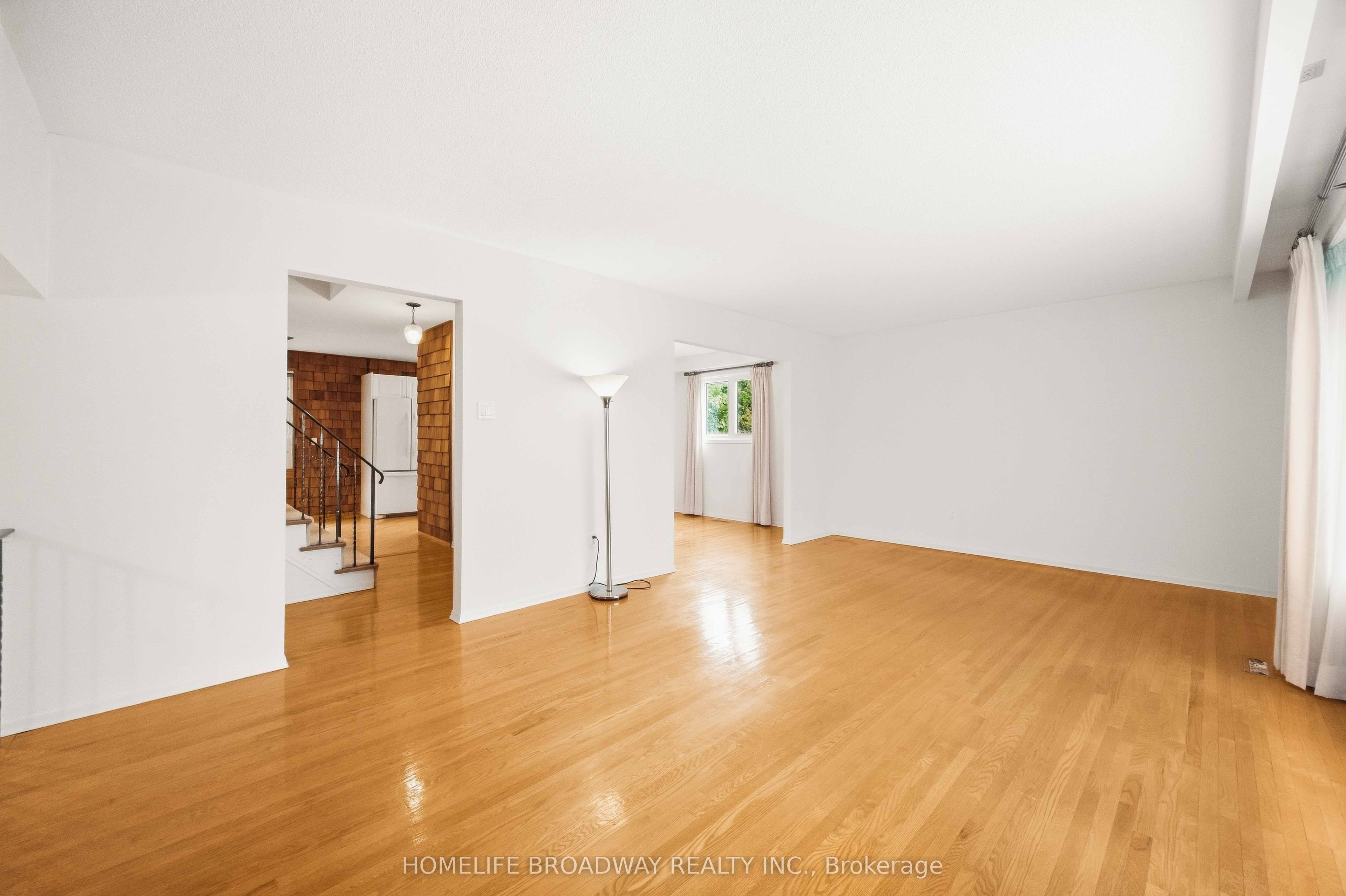 212 Bayview Fairways Drive Property Photo 5