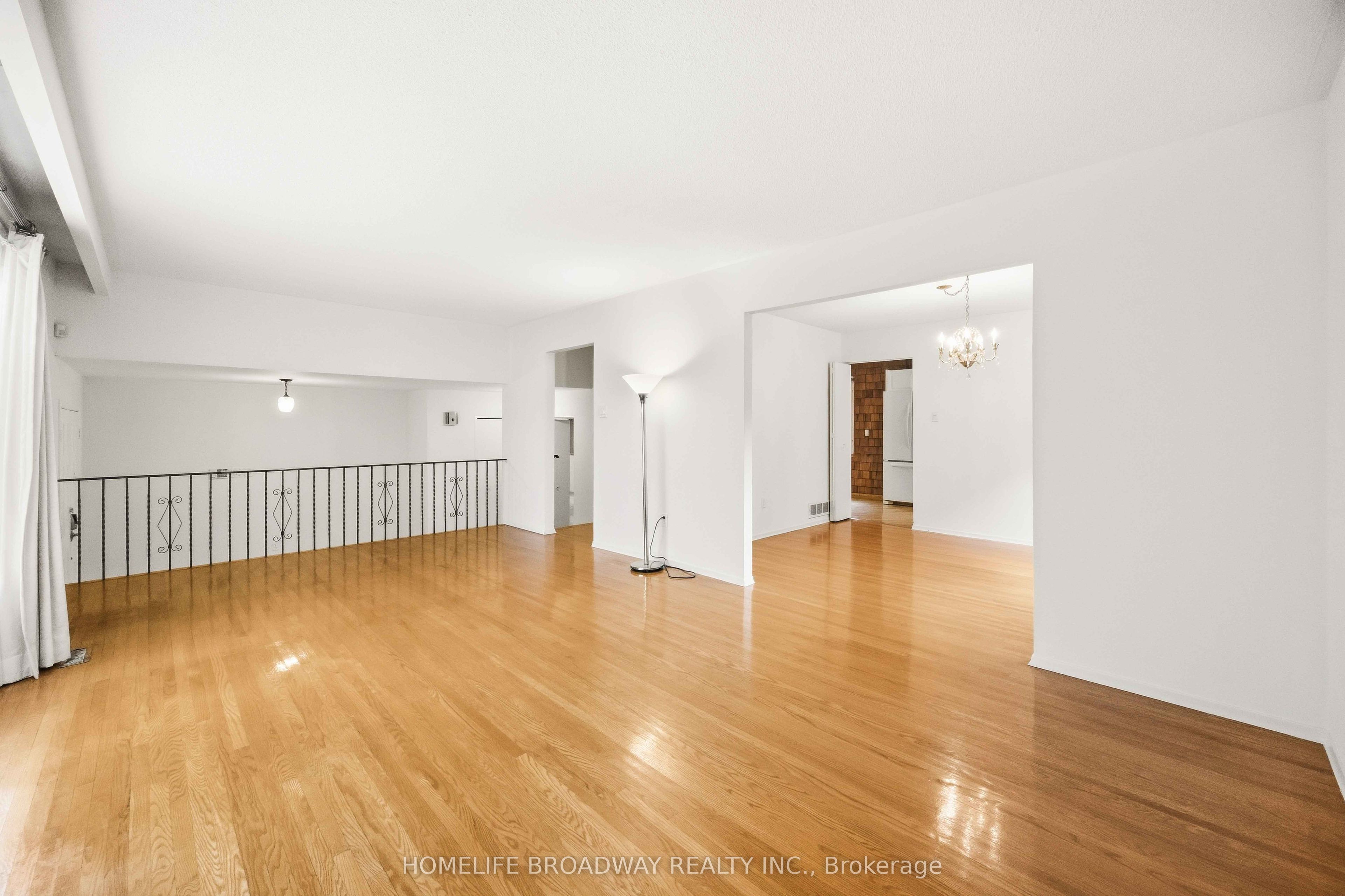 212 Bayview Fairways Drive Property Photo 7
