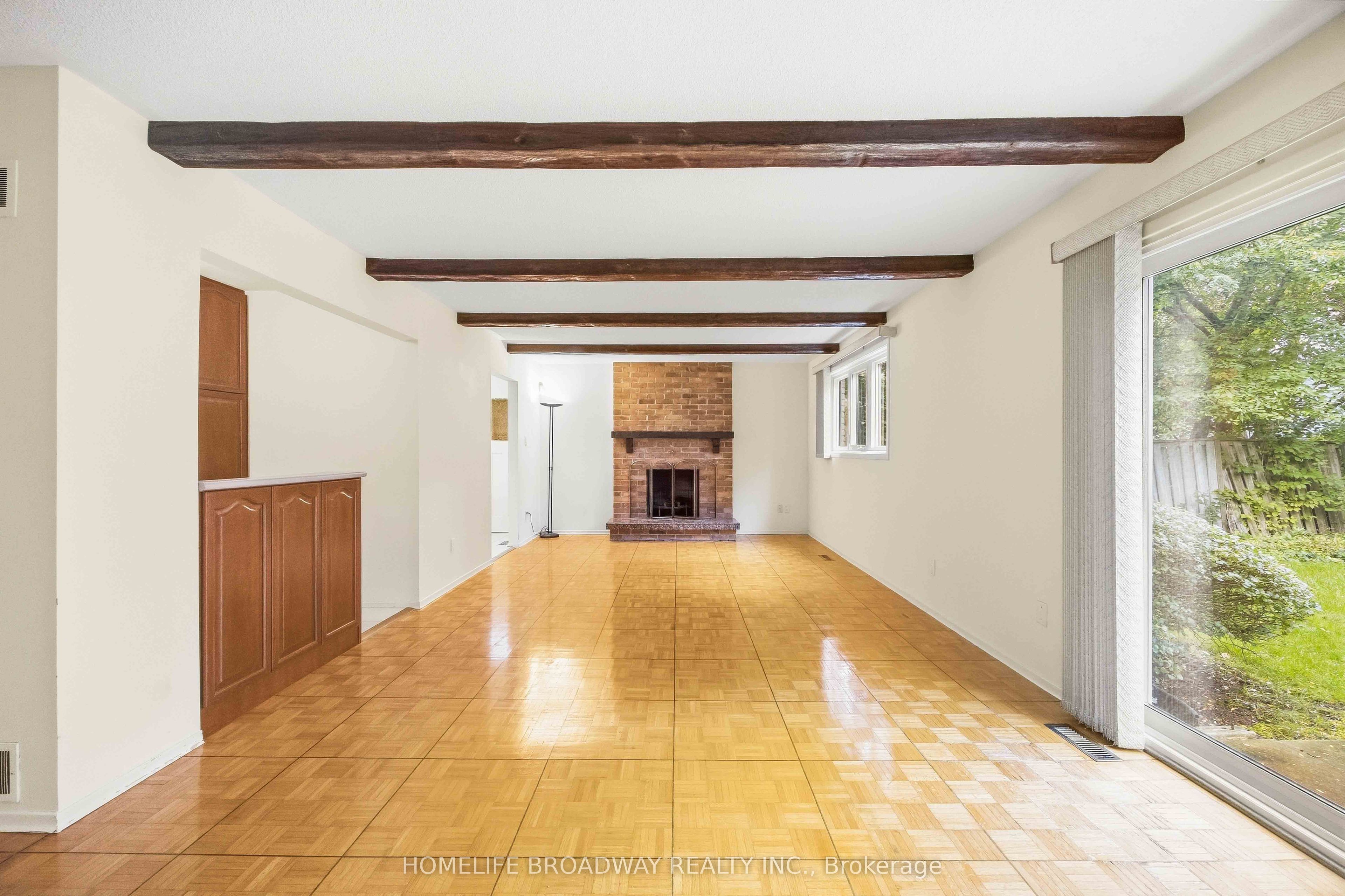 212 Bayview Fairways Drive Property Photo 9