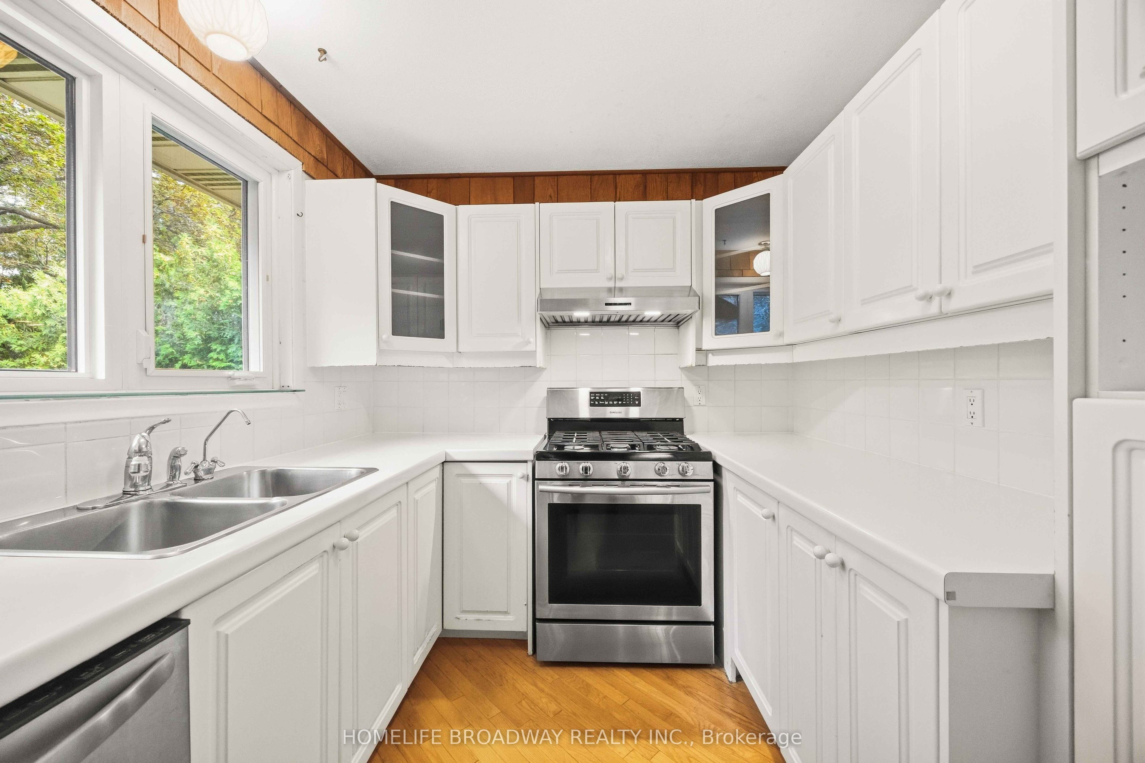 212 Bayview Fairways Drive Property Photo 17