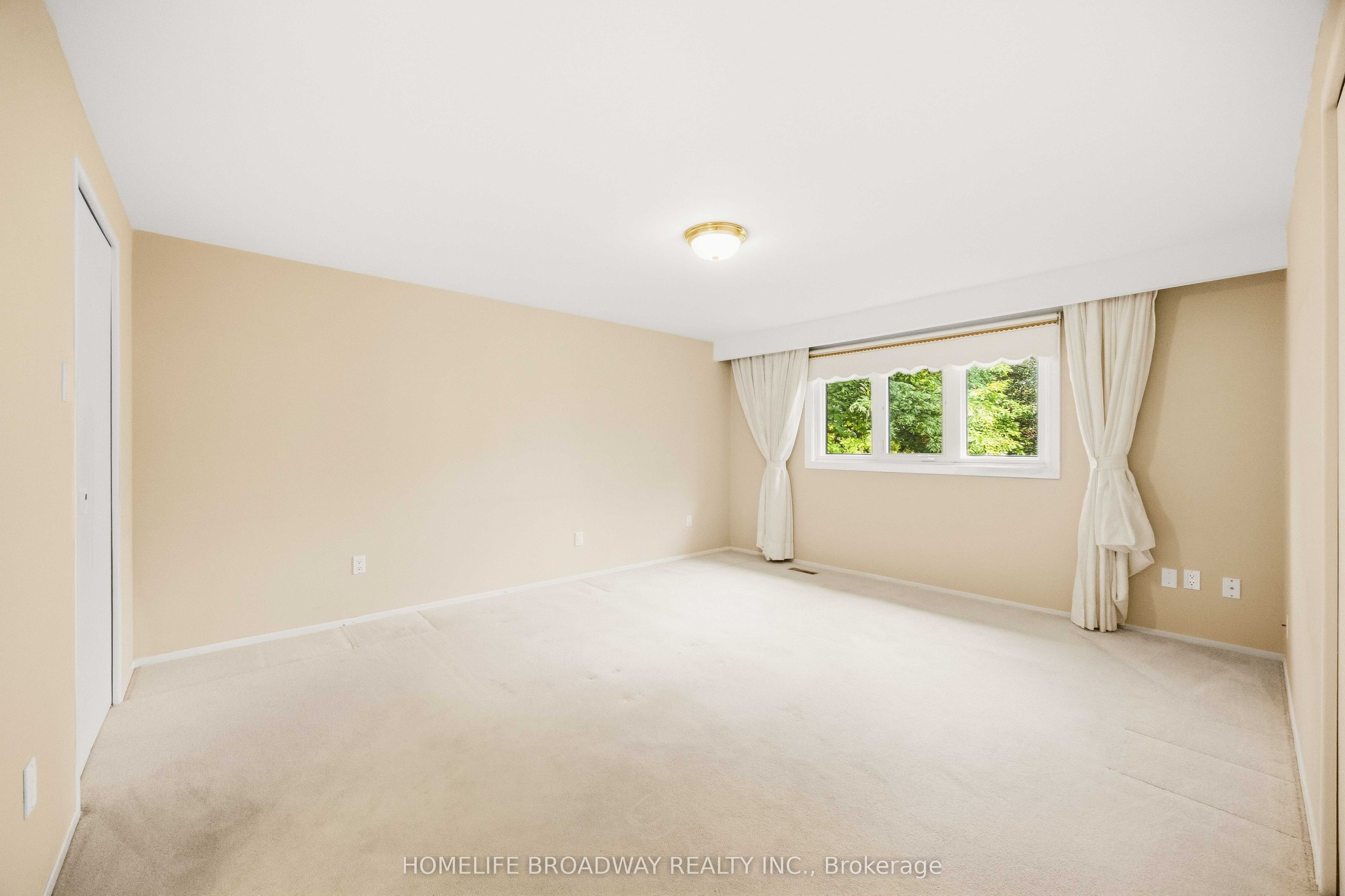 212 Bayview Fairways Drive Property Photo 21