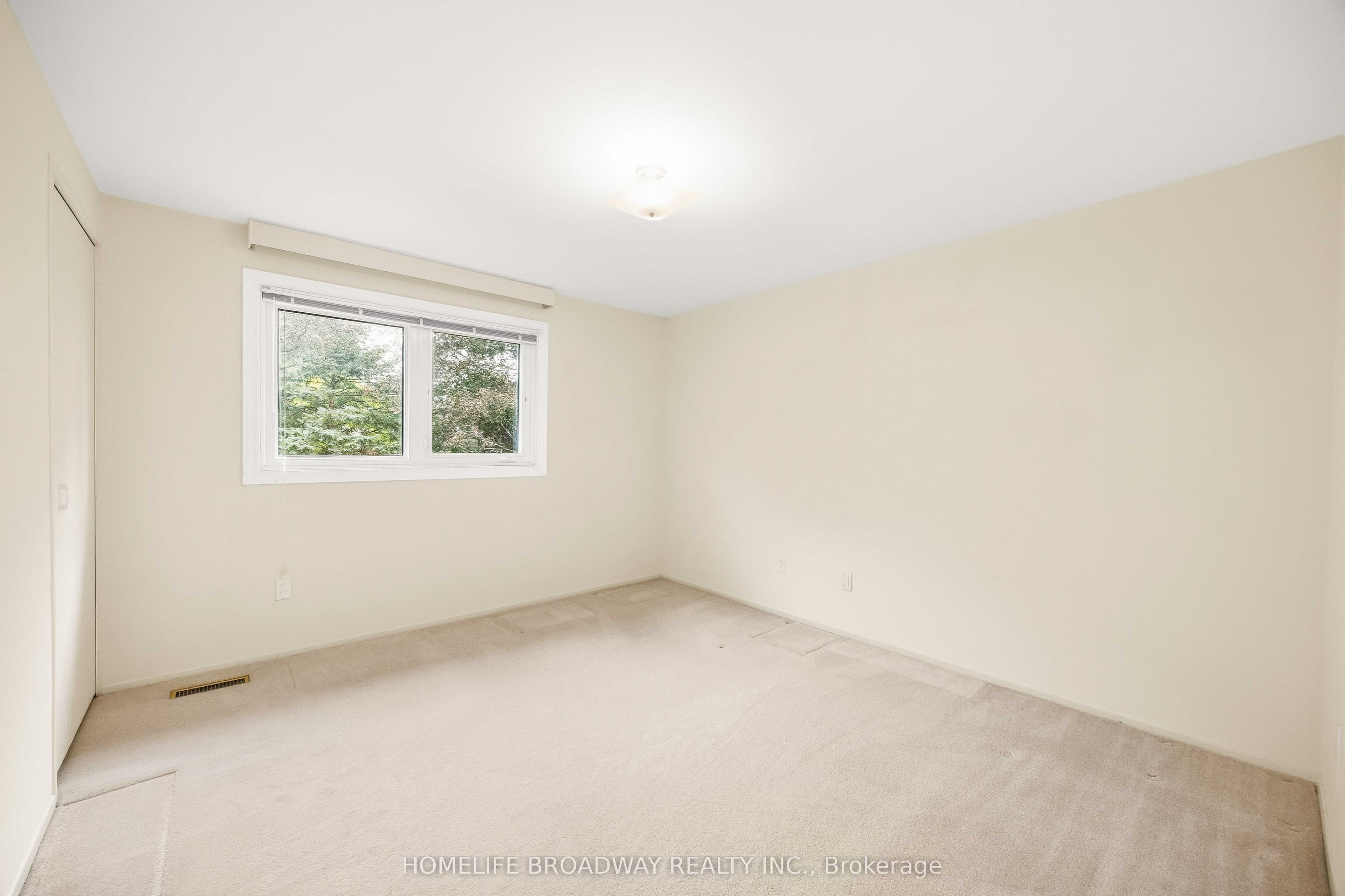 212 Bayview Fairways Drive Property Photo 23
