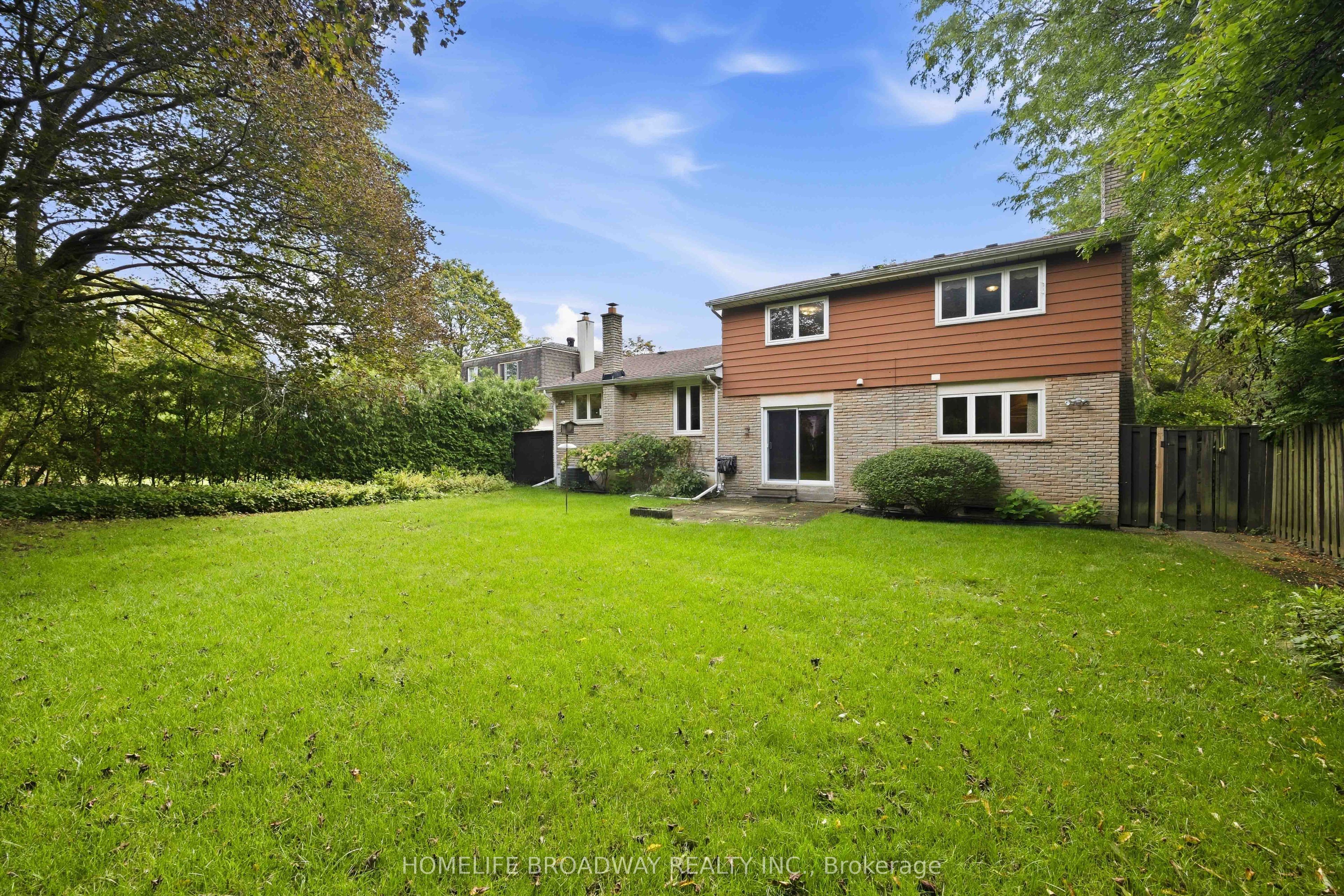 212 Bayview Fairways Drive Property Photo 41