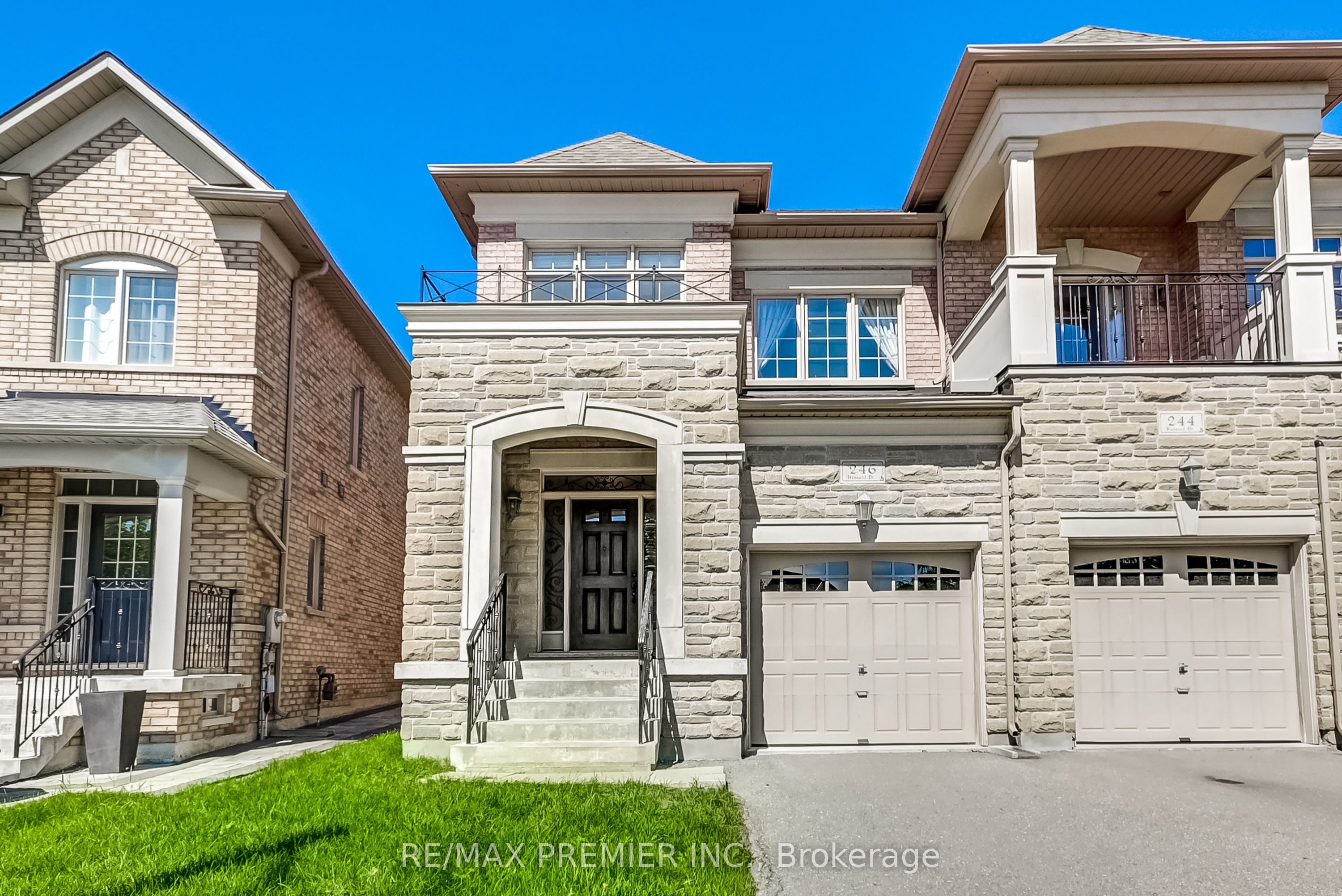 246 Hansard Drive Property Photo 1