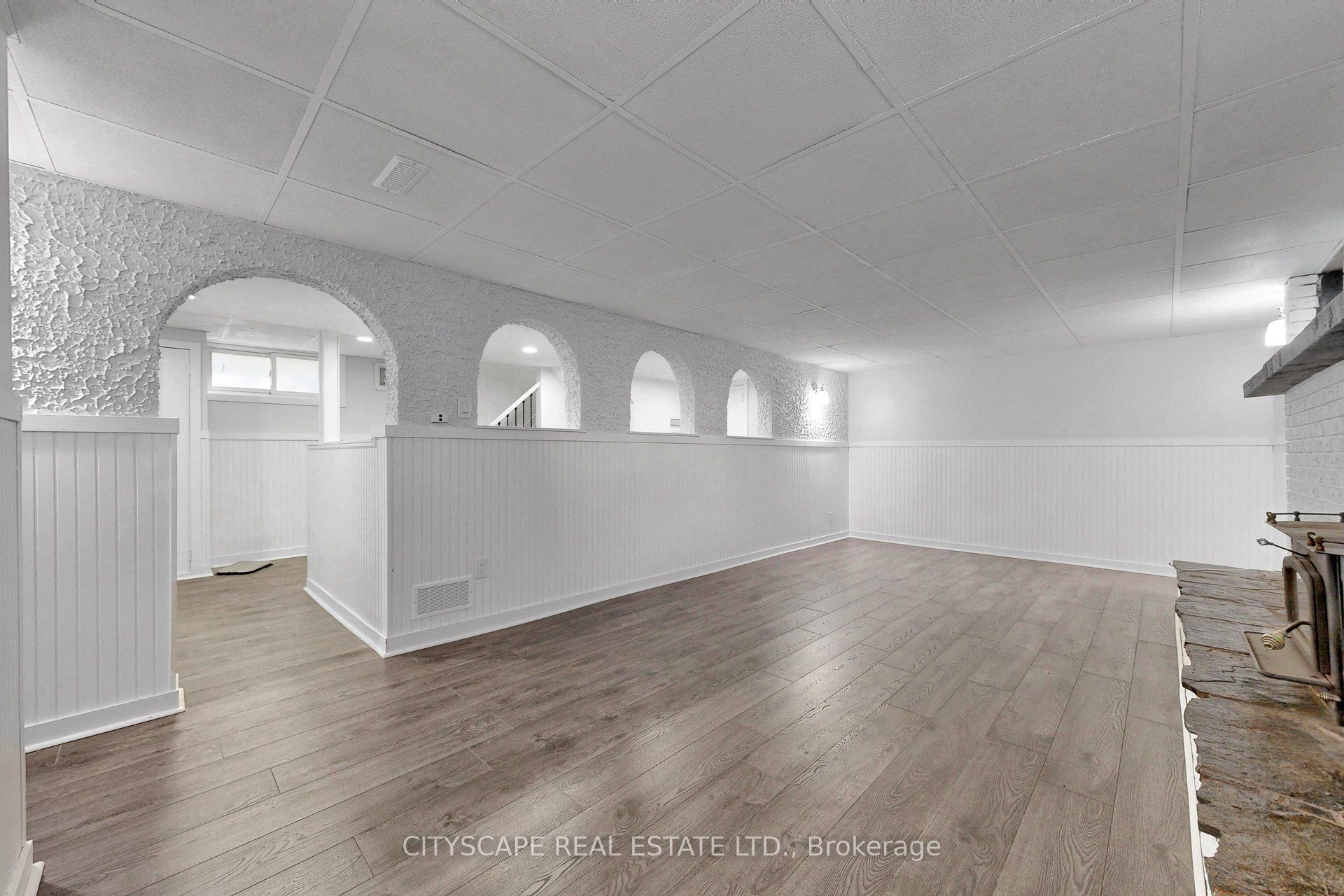 2049 Northern Avenue Property Photo 22