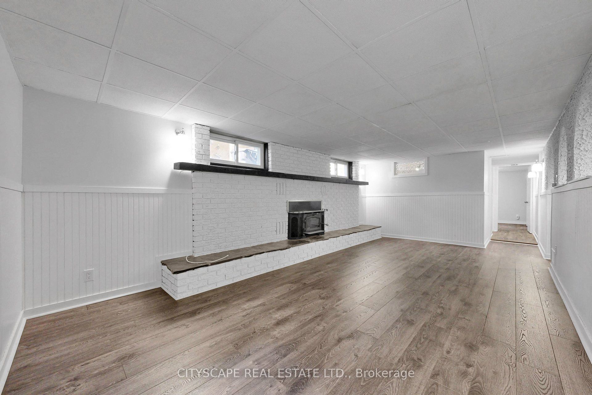 2049 Northern Avenue Property Photo 23