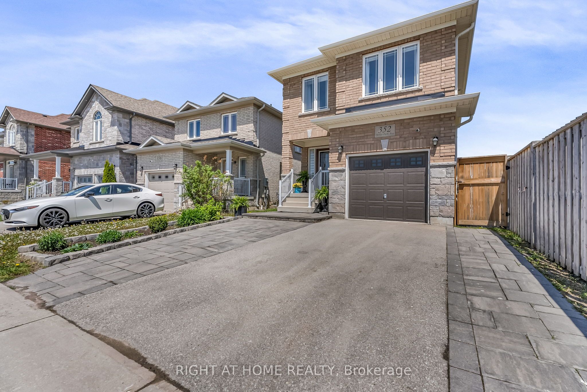 352 Miller Park Avenue Property Photo 4