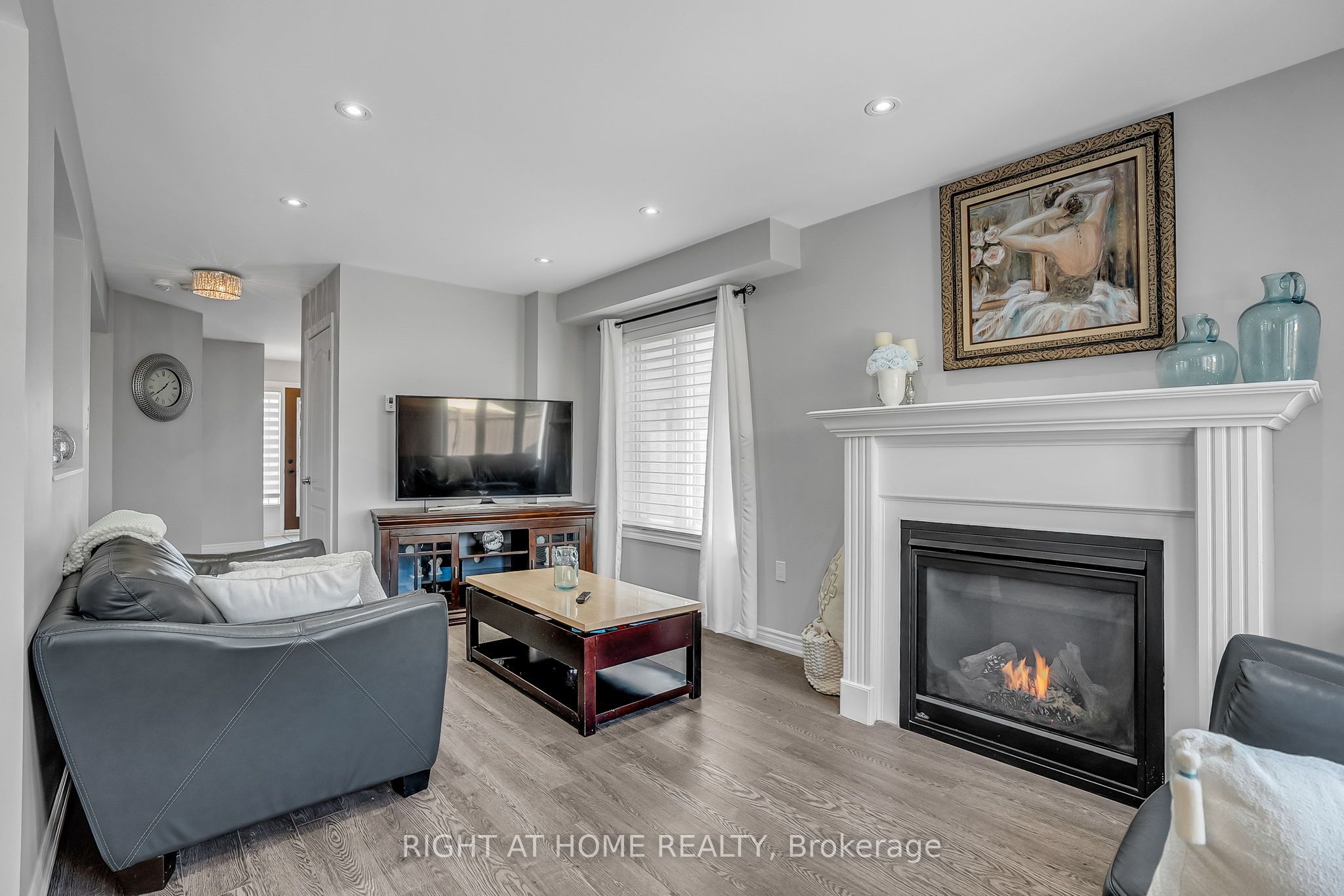 352 Miller Park Avenue Property Photo 11