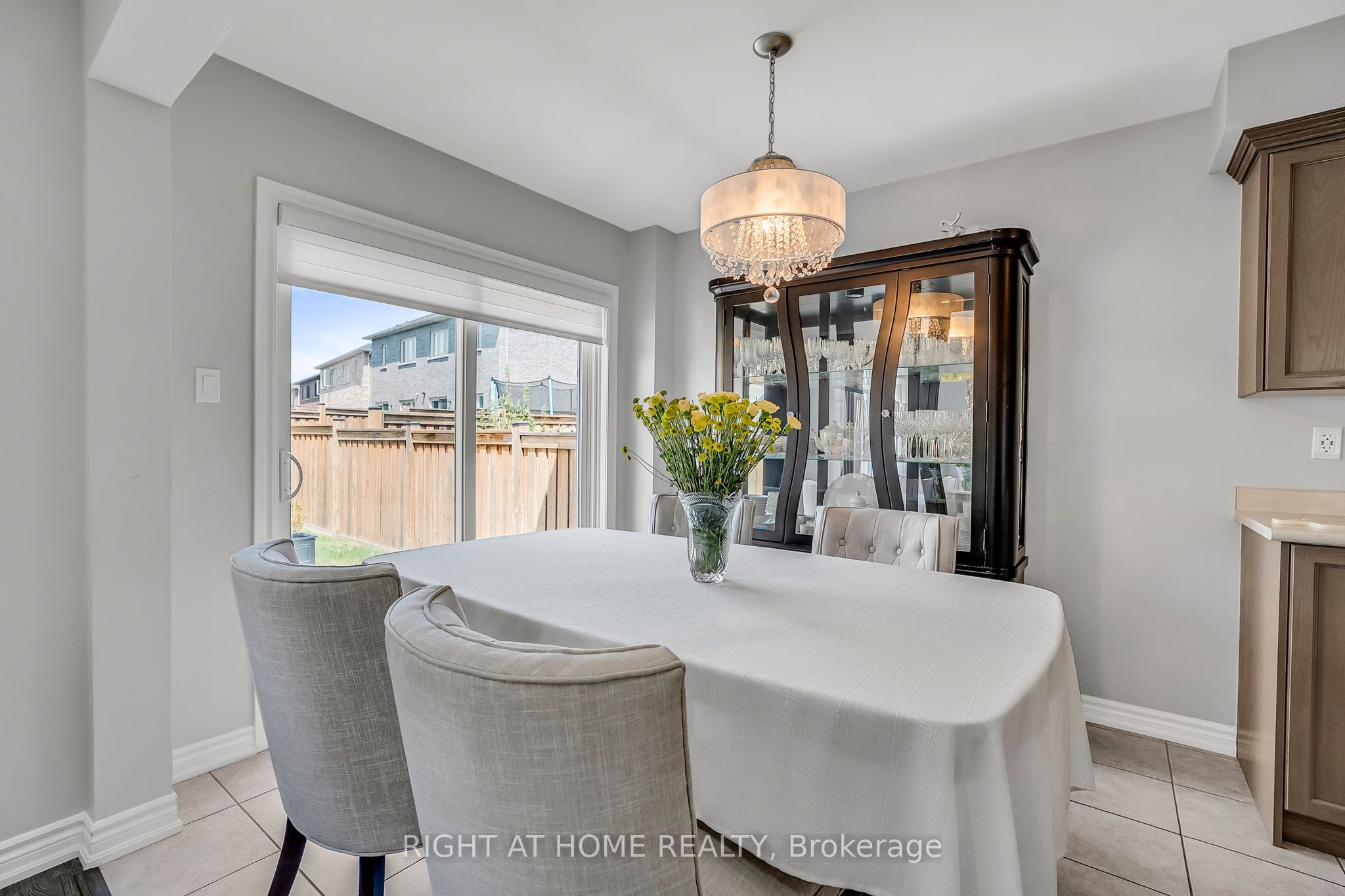 352 Miller Park Avenue Property Photo 16