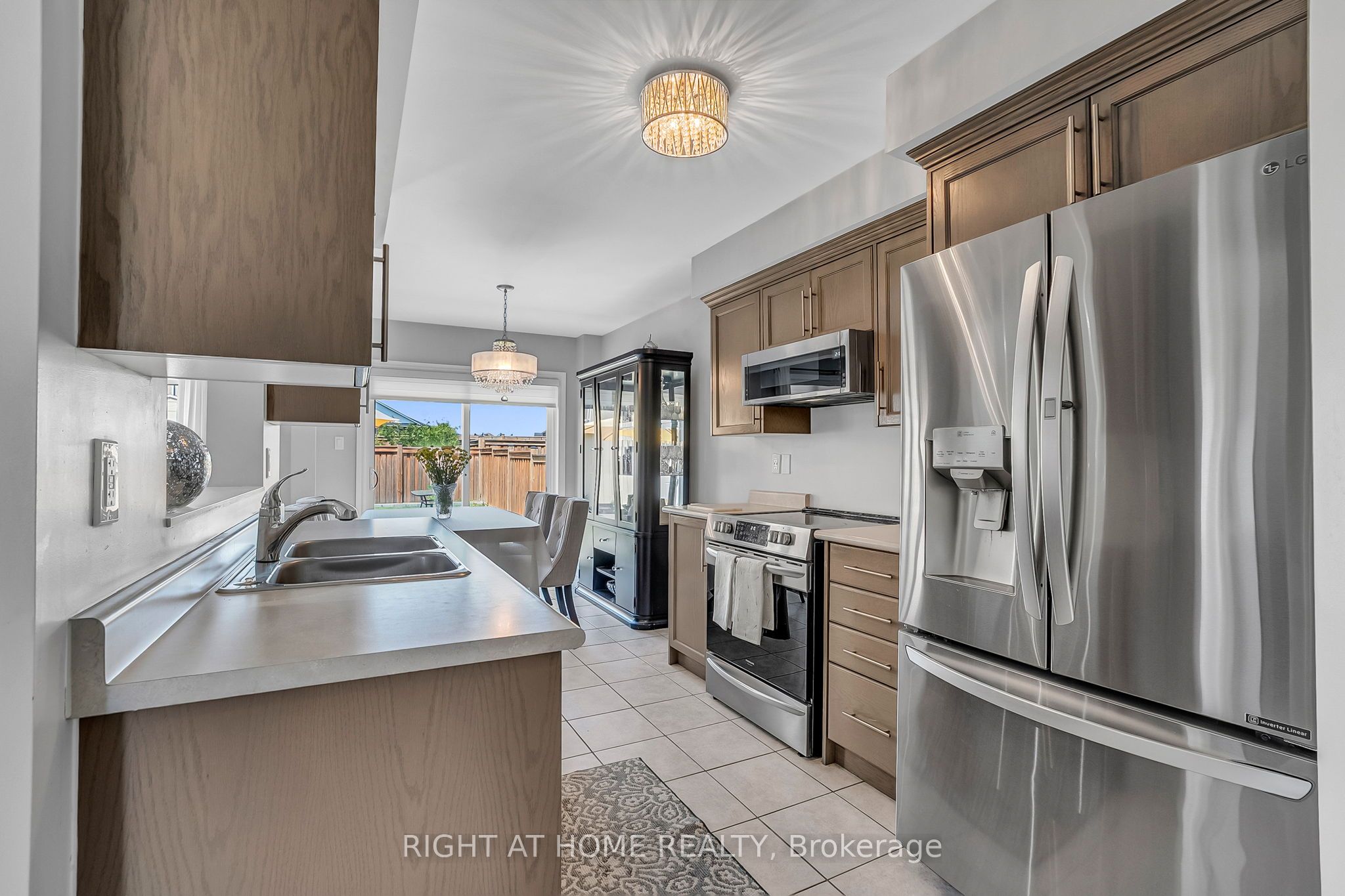 352 Miller Park Avenue Property Photo 20